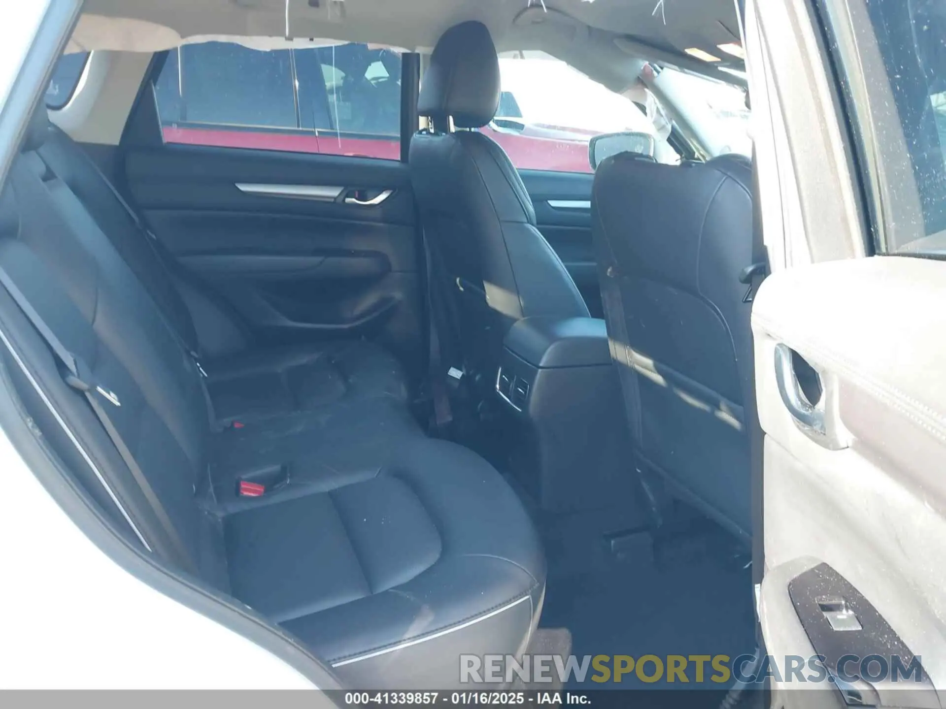 8 Photograph of a damaged car JM3KFBBLXR0473578 MAZDA CX-5 2024
