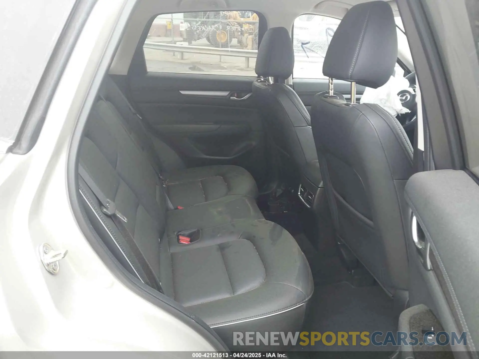 8 Фотография поврежденного автомобиля JM3KFBBLXR0501783 MAZDA CX-5 2024
