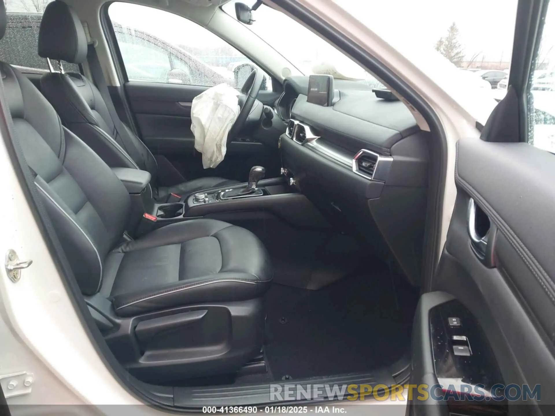 5 Photograph of a damaged car JM3KFBBM3R0356076 MAZDA CX-5 2024