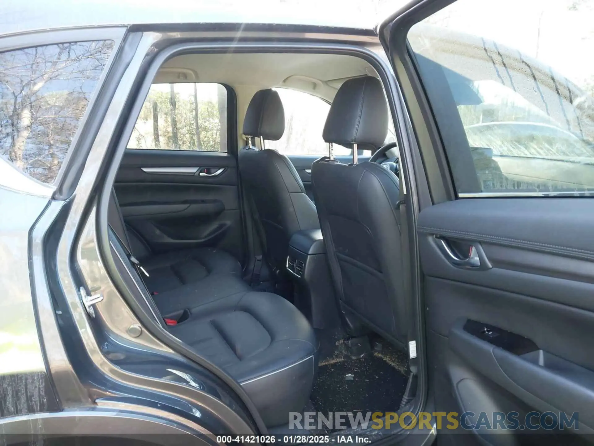 8 Фотография поврежденного автомобиля JM3KFBBM7R0421754 MAZDA CX-5 2024