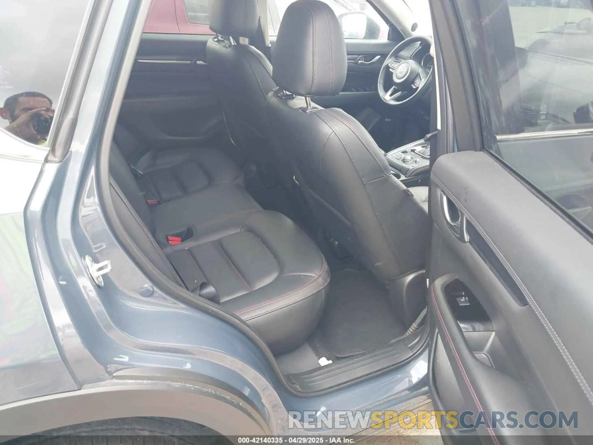 8 Photograph of a damaged car JM3KFBCL0R0516680 MAZDA CX-5 2024
