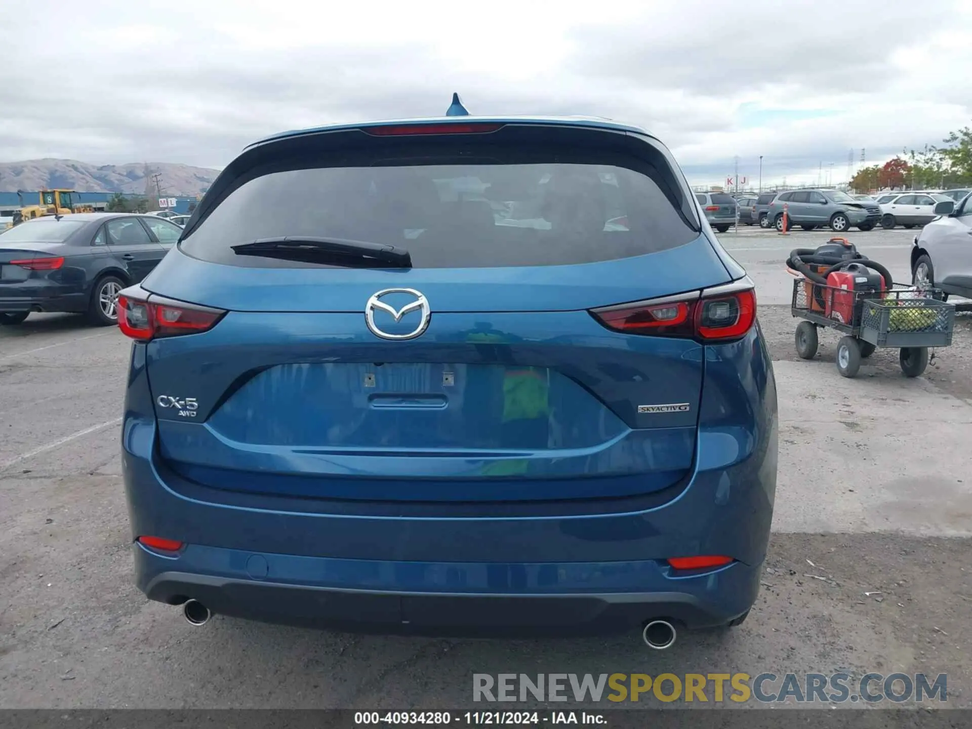 17 Фотография поврежденного автомобиля JM3KFBCL2R0454425 MAZDA CX-5 2024