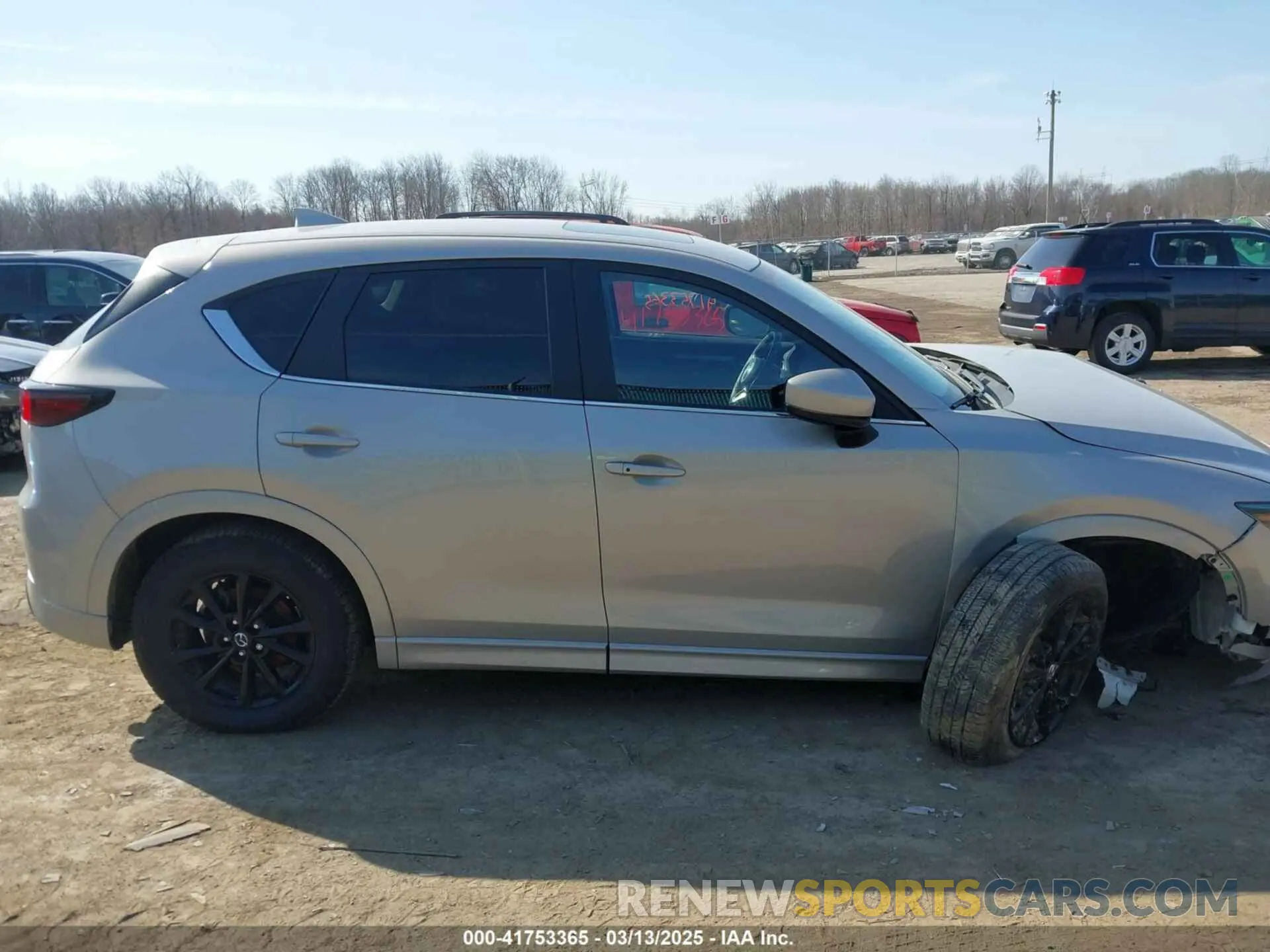 14 Фотография поврежденного автомобиля JM3KFBCL5R0457111 MAZDA CX-5 2024