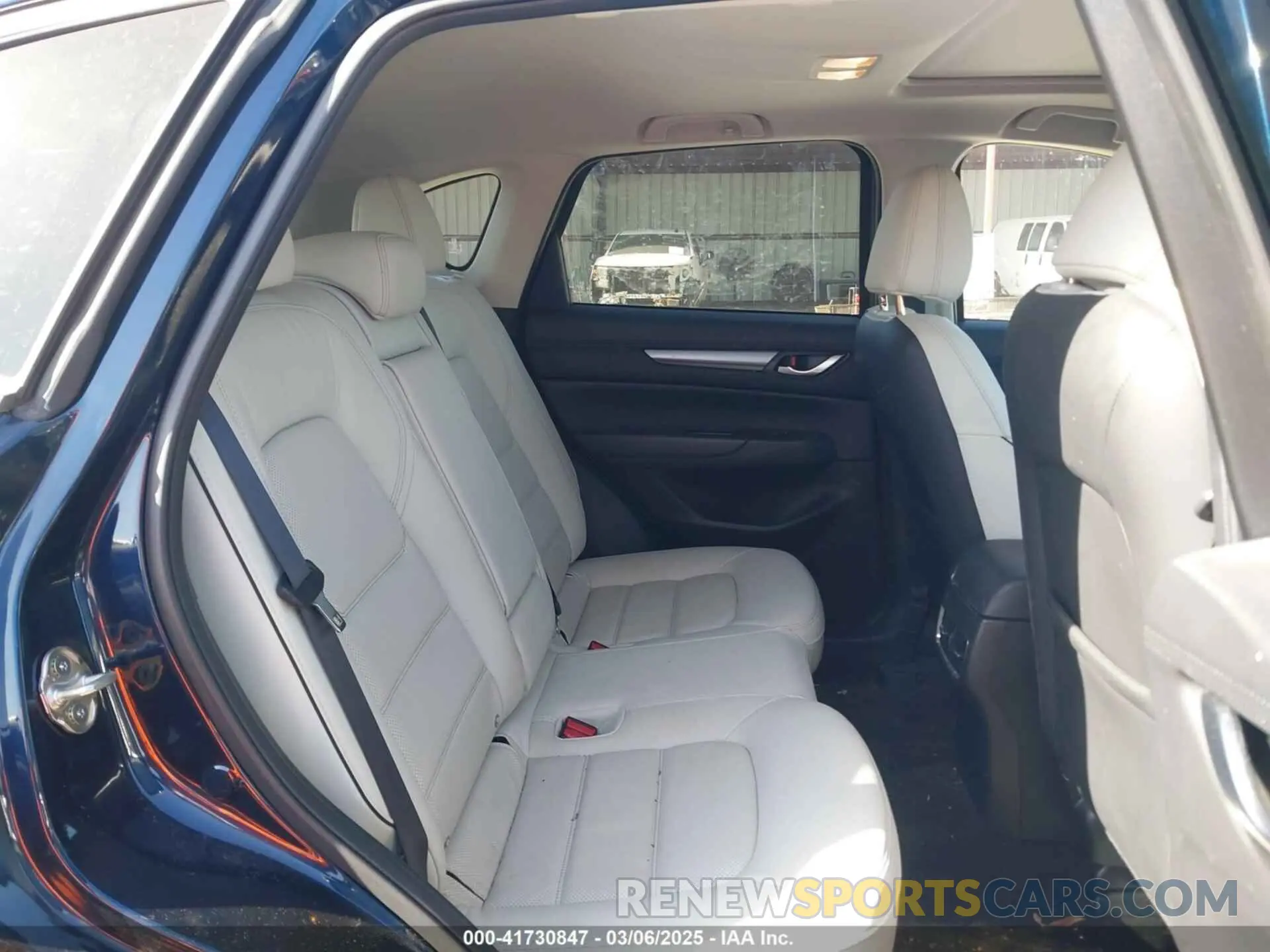 8 Фотография поврежденного автомобиля JM3KFBCL6R0469915 MAZDA CX-5 2024