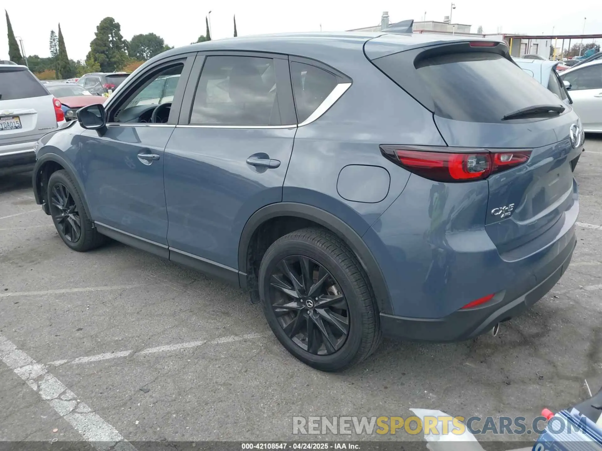 3 Photograph of a damaged car JM3KFBCL6R0482860 MAZDA CX-5 2024