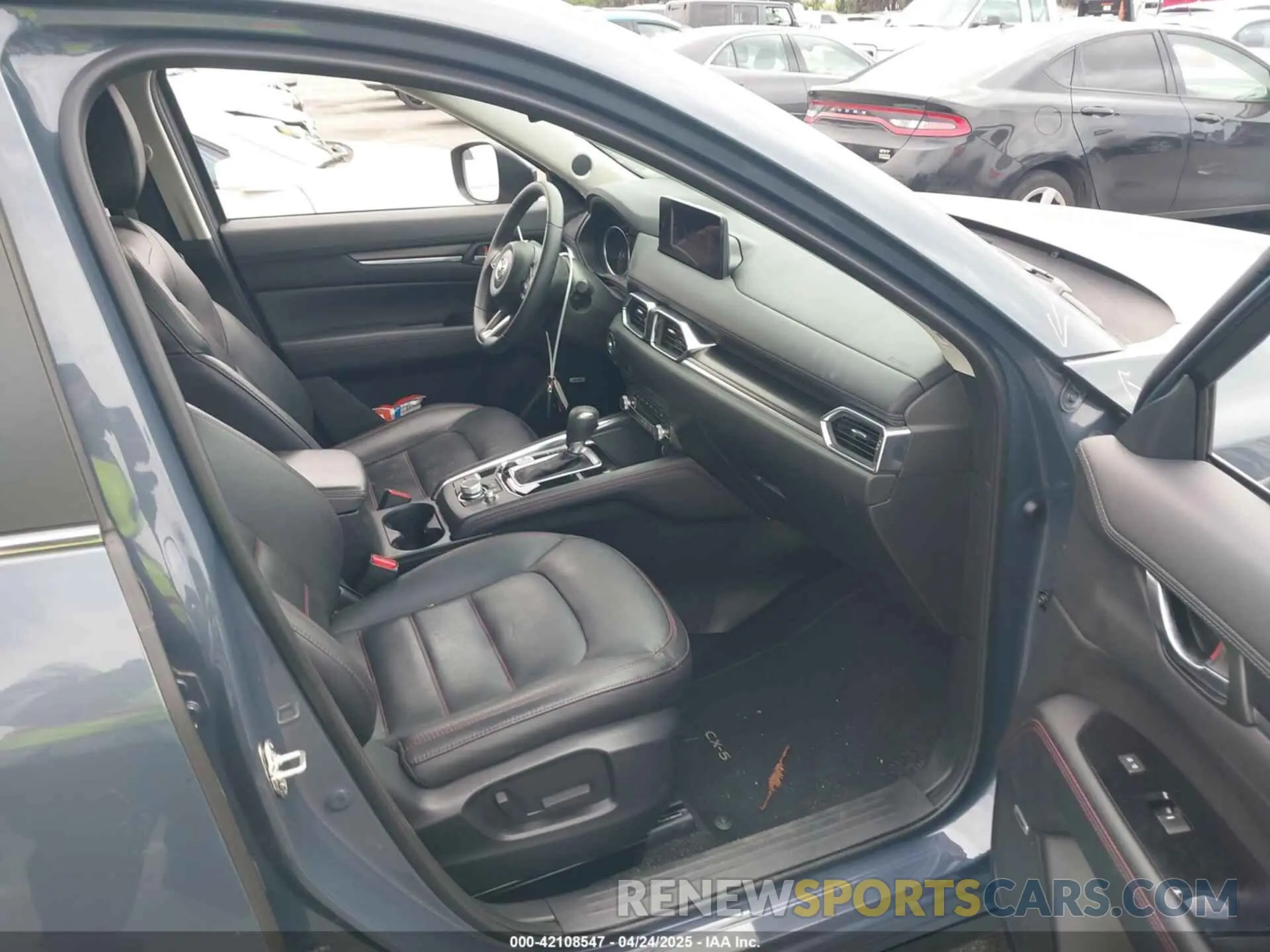 5 Photograph of a damaged car JM3KFBCL6R0482860 MAZDA CX-5 2024