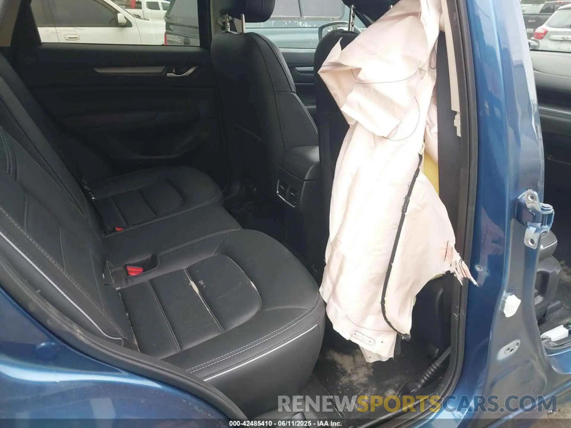 8 Photograph of a damaged car JM3KFBCL7R0415619 MAZDA CX-5 2024