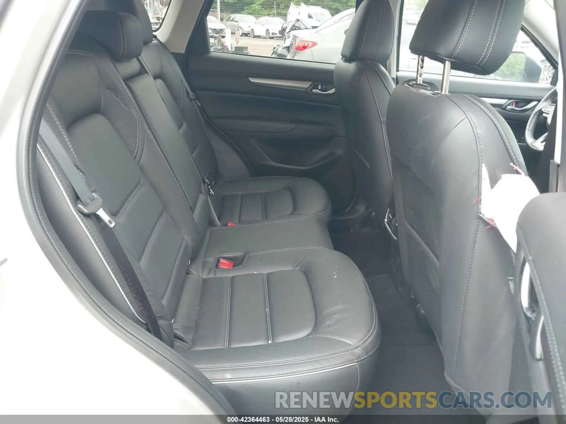 8 Photograph of a damaged car JM3KFBCL7R0426863 MAZDA CX-5 2024