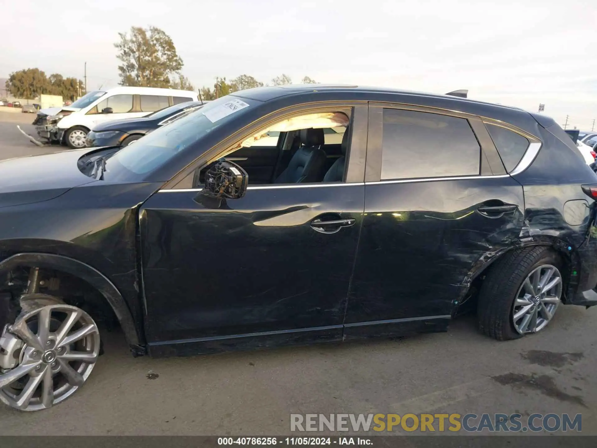 13 Photograph of a damaged car JM3KFBCL7R0489347 MAZDA CX-5 2024