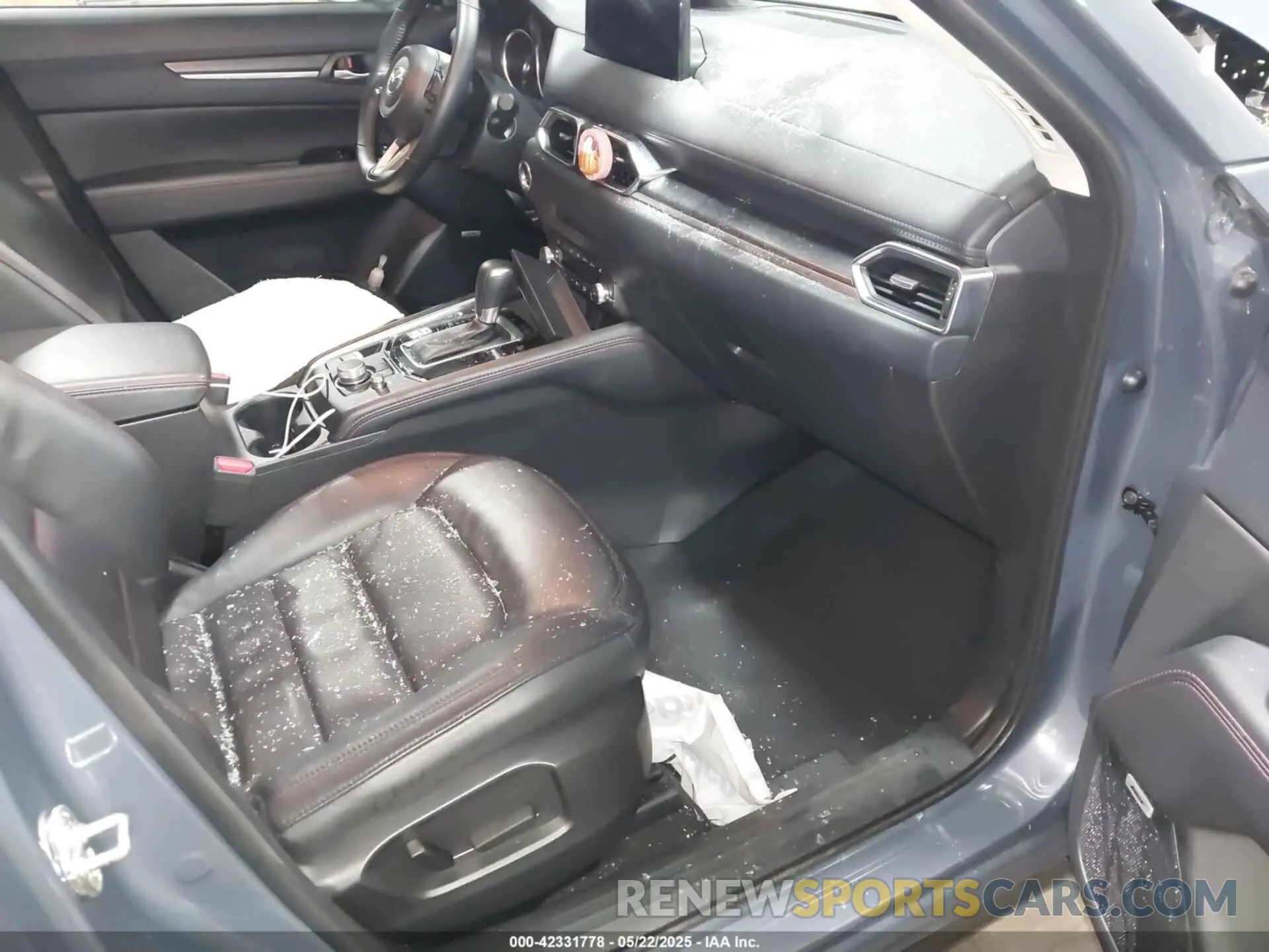 5 Photograph of a damaged car JM3KFBCL8R0500646 MAZDA CX-5 2024