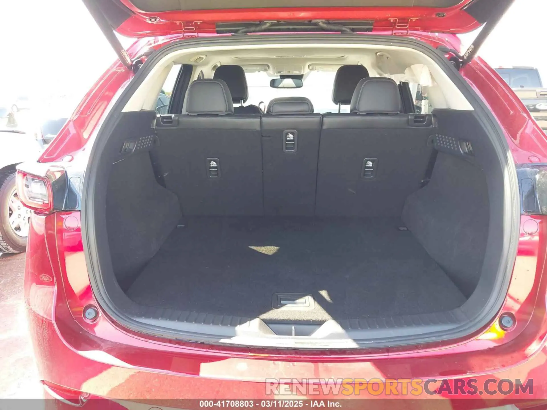 17 Фотография поврежденного автомобиля JM3KFBCLXR0407918 MAZDA CX-5 2024