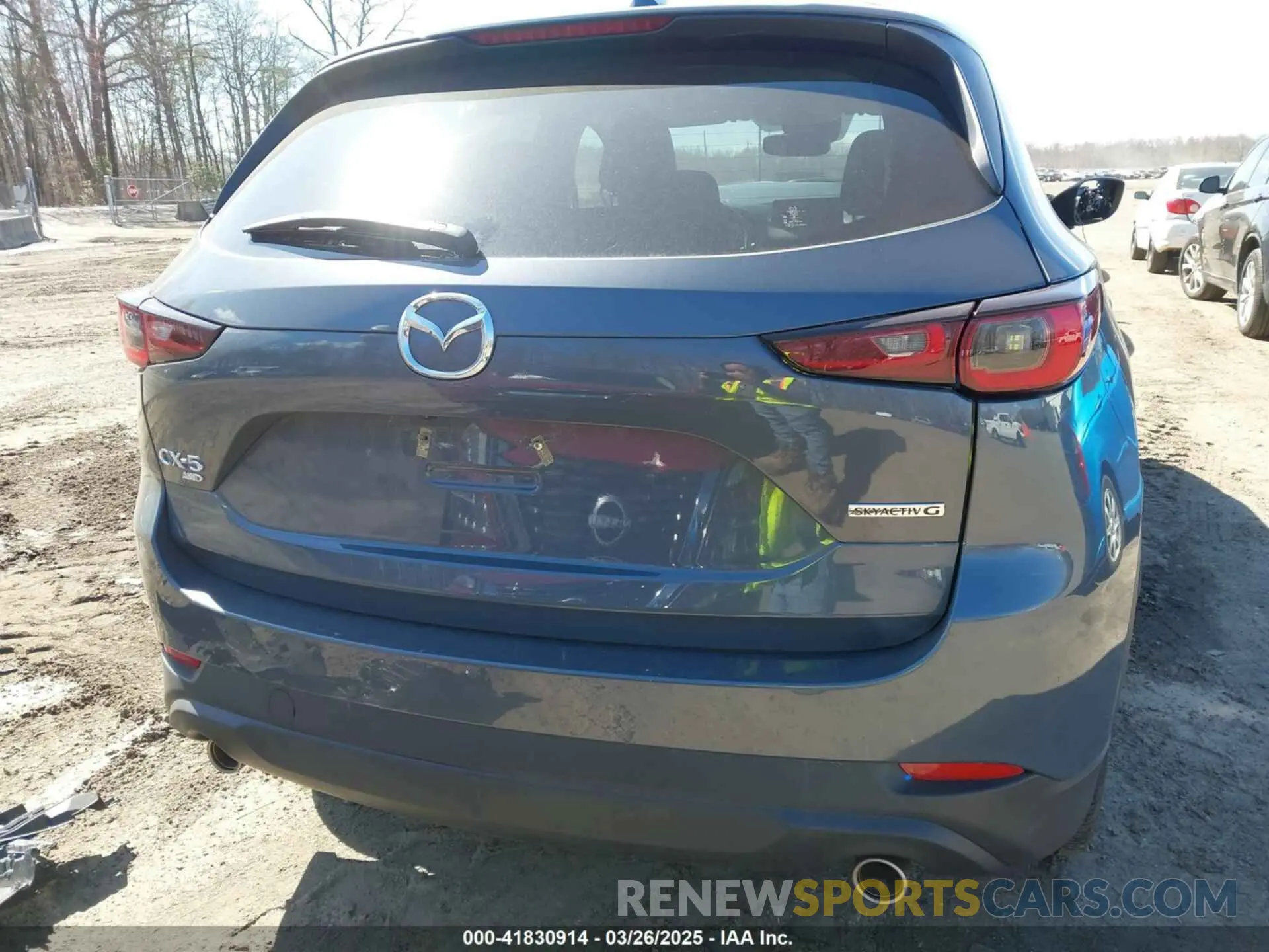 17 Фотография поврежденного автомобиля JM3KFBCLXR0521045 MAZDA CX-5 2024