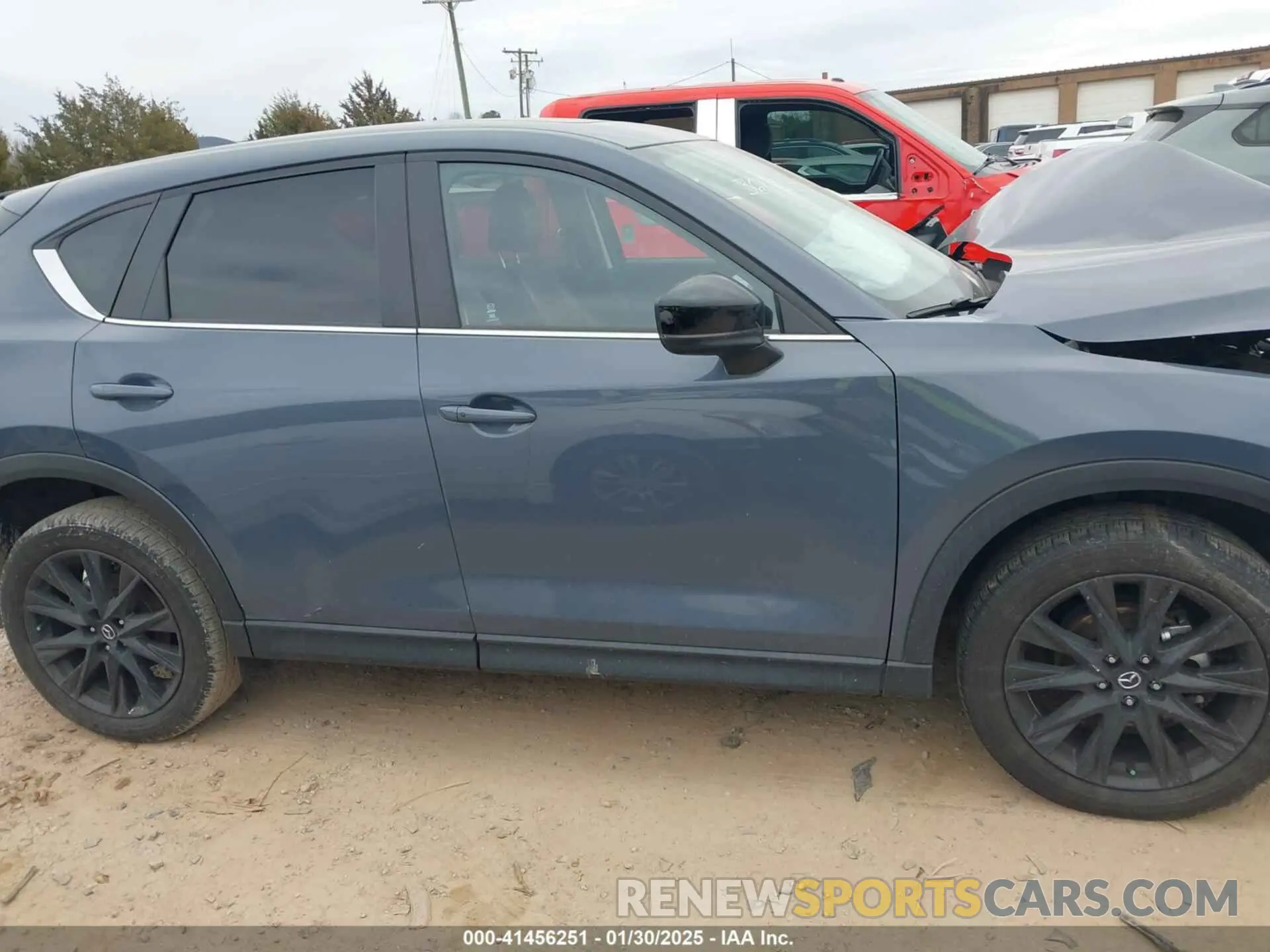 12 Фотография поврежденного автомобиля JM3KFBCM0R0361752 MAZDA CX-5 2024