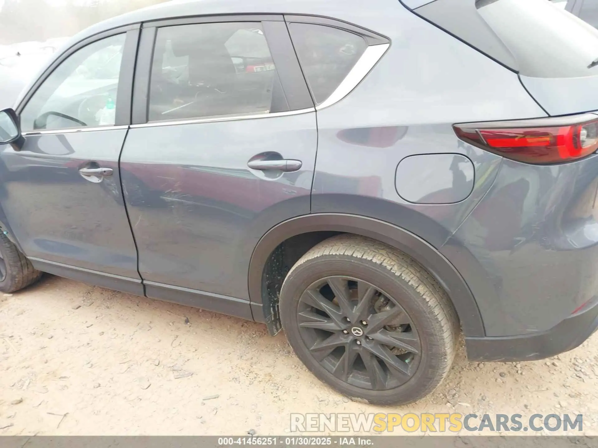 13 Фотография поврежденного автомобиля JM3KFBCM0R0361752 MAZDA CX-5 2024