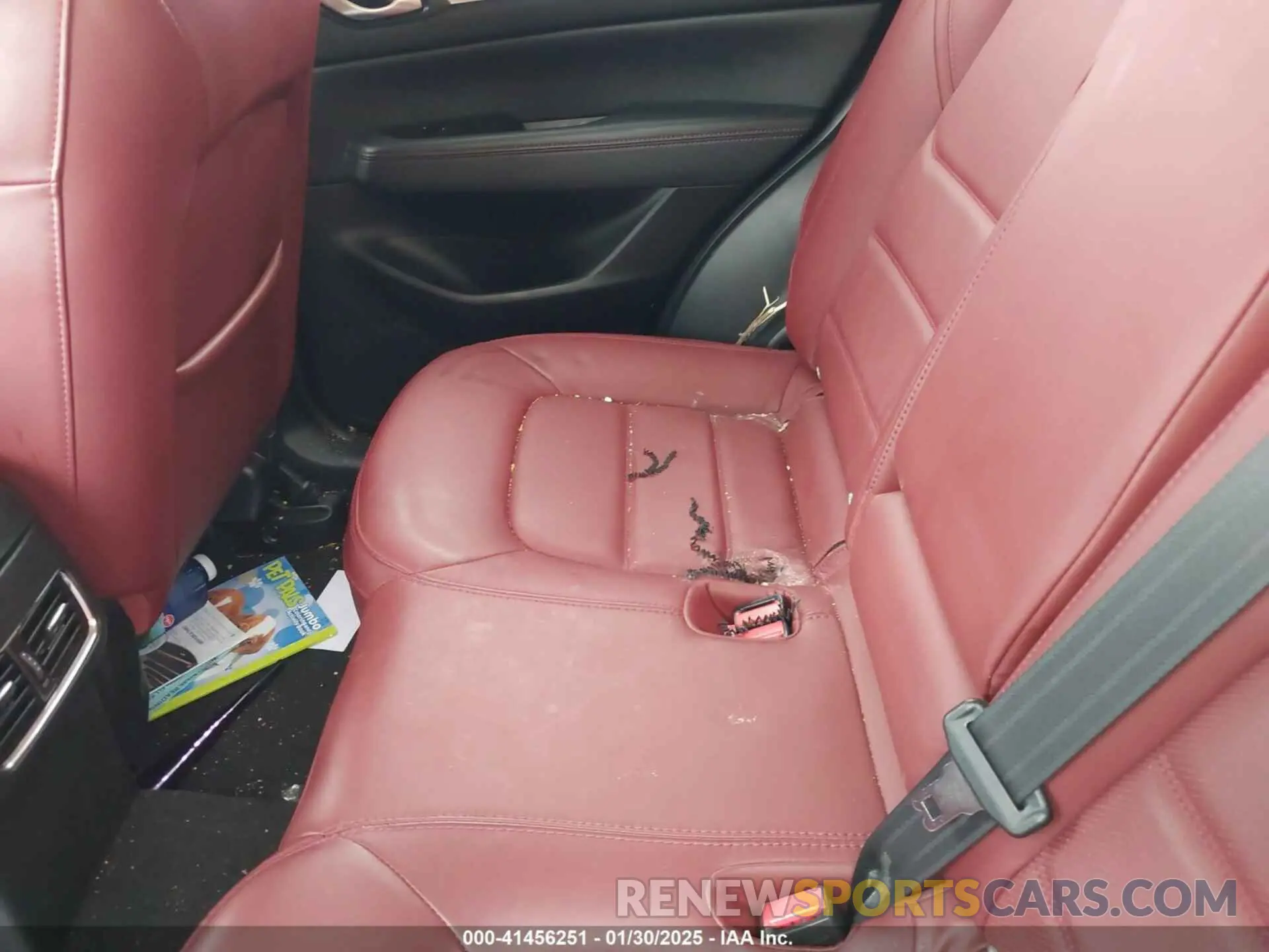 8 Фотография поврежденного автомобиля JM3KFBCM0R0361752 MAZDA CX-5 2024