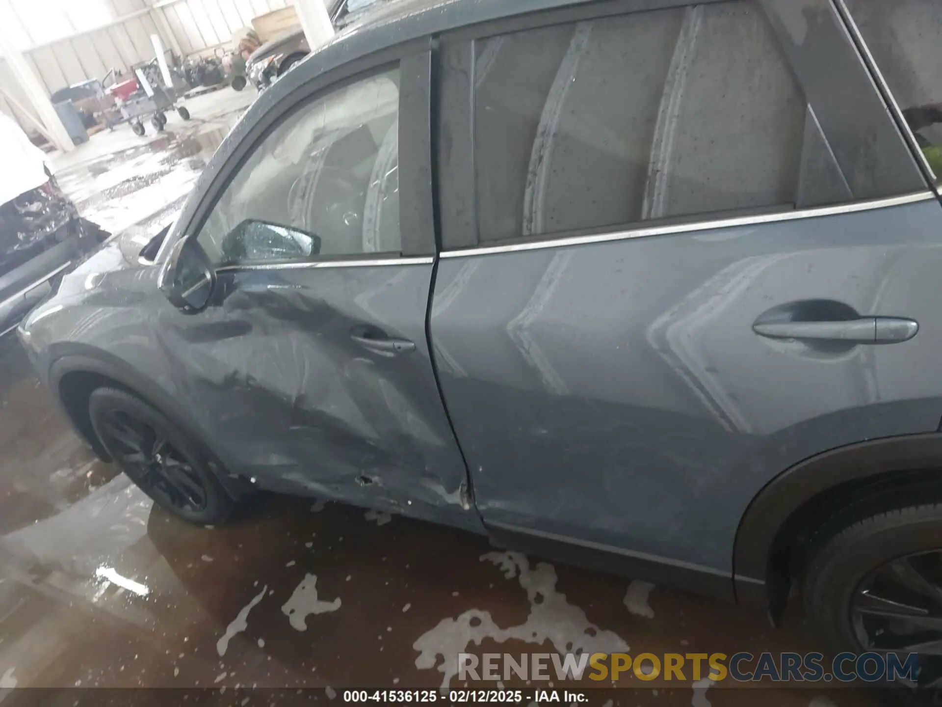 14 Фотография поврежденного автомобиля JM3KFBCM5R0393225 MAZDA CX-5 2024