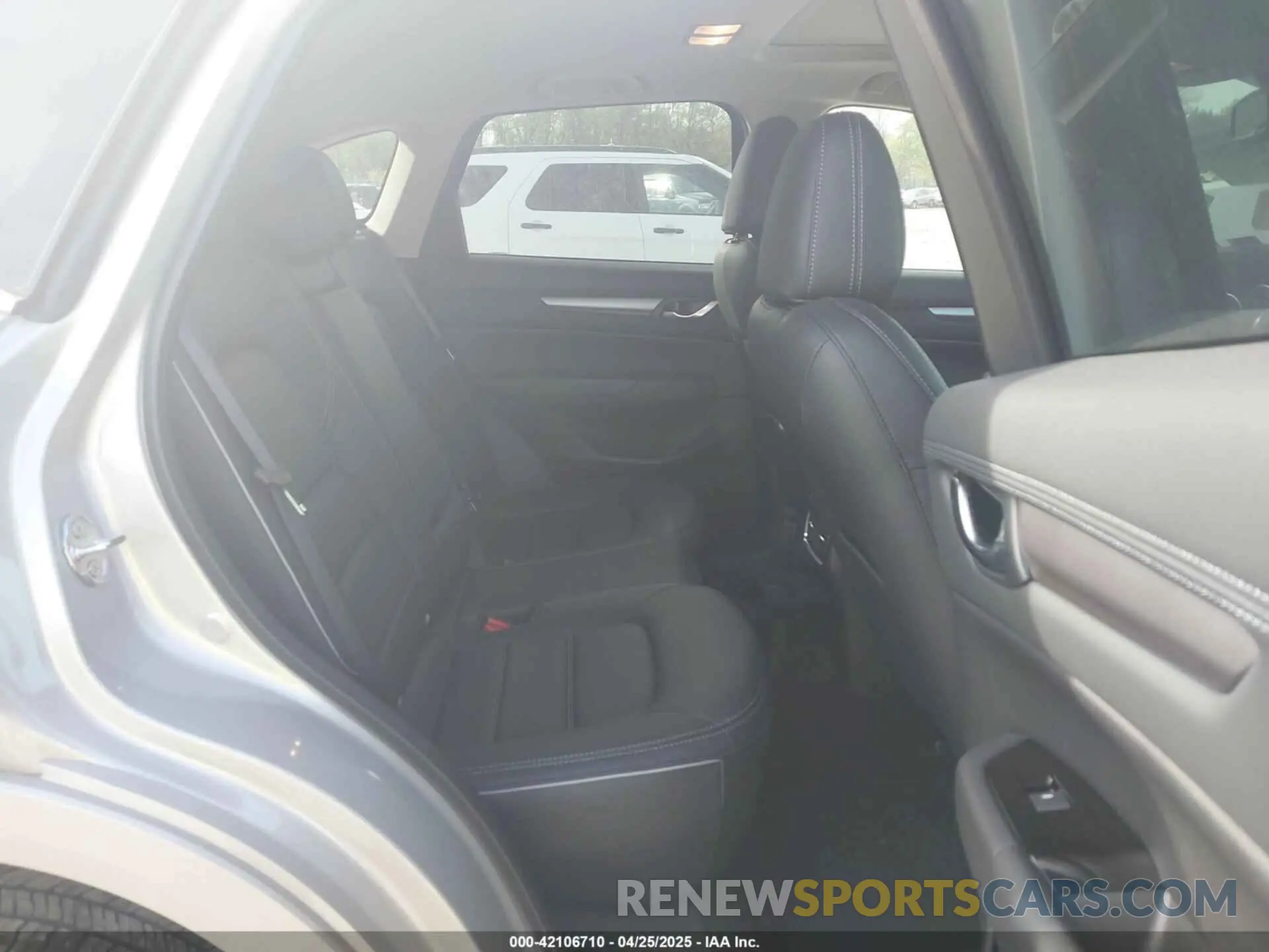 8 Фотография поврежденного автомобиля JM3KFBCM9R0387380 MAZDA CX-5 2024