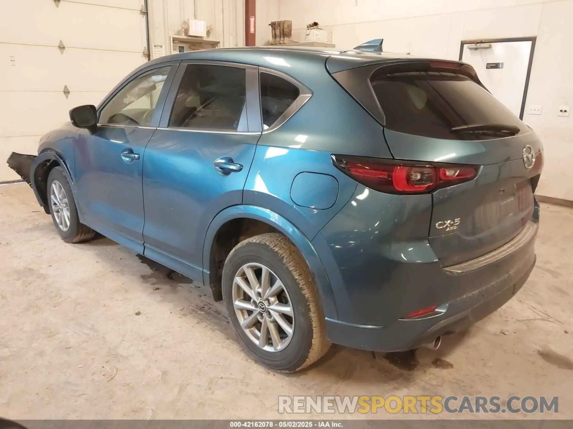 3 Фотография поврежденного автомобиля JM3KFBCM9R0390733 MAZDA CX-5 2024
