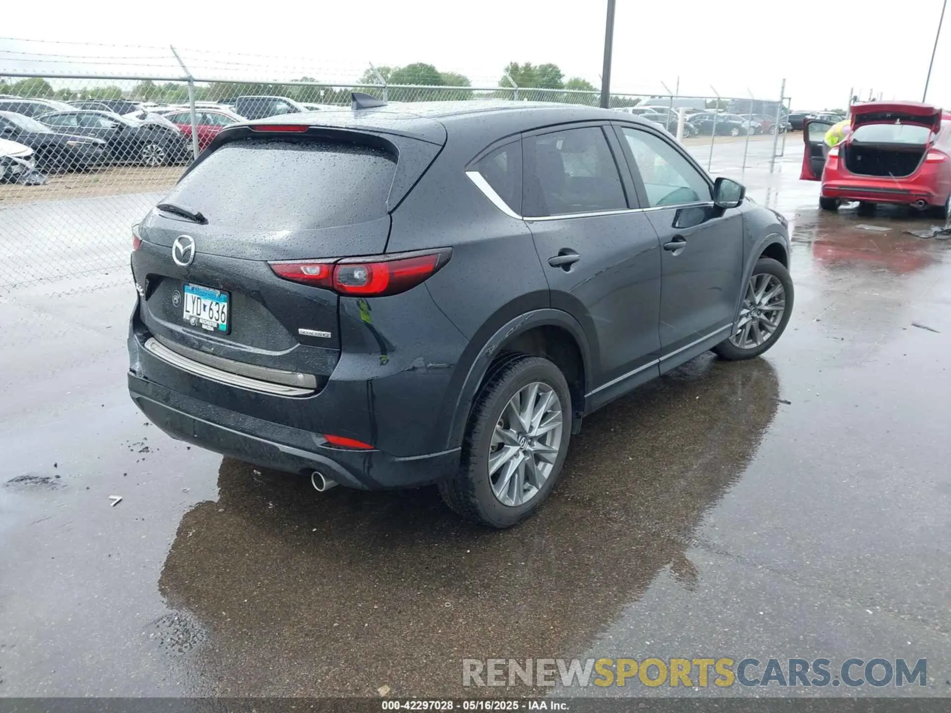 4 Photograph of a damaged car JM3KFBDL3R0444145 MAZDA CX-5 2024