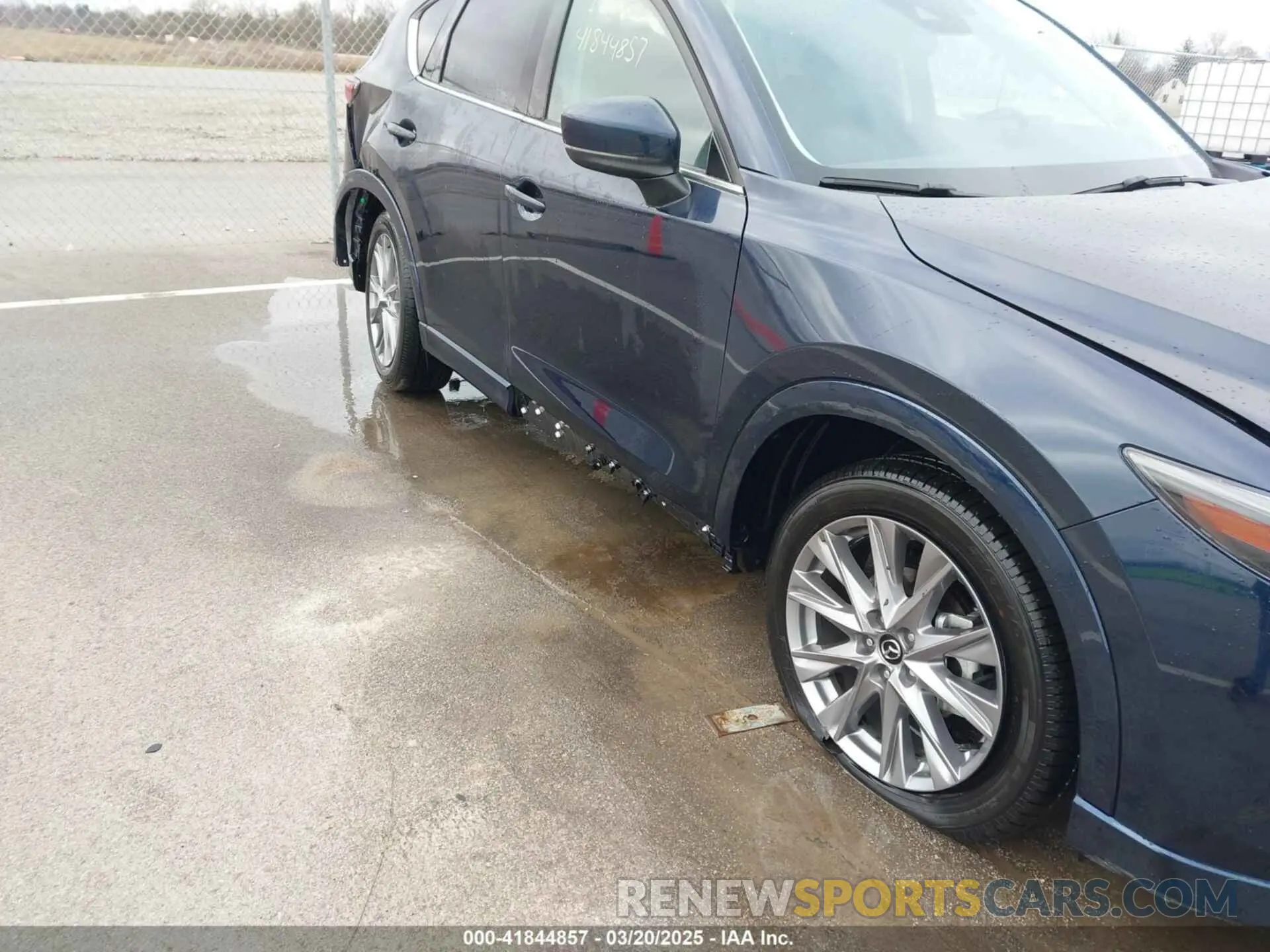 17 Photograph of a damaged car JM3KFBDL3R0454674 MAZDA CX-5 2024