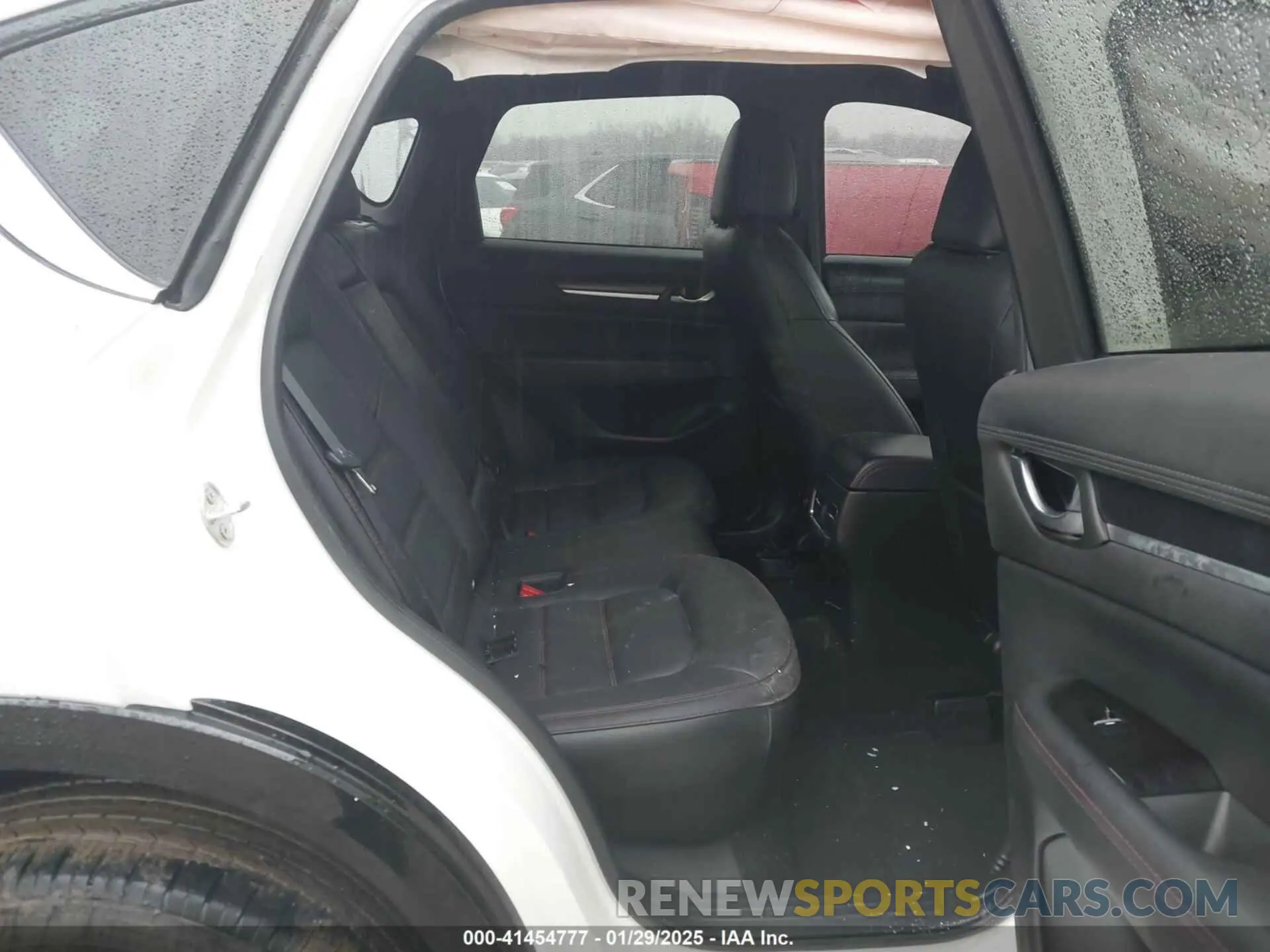 8 Photograph of a damaged car JM3KFBDY2R0384984 MAZDA CX-5 2024