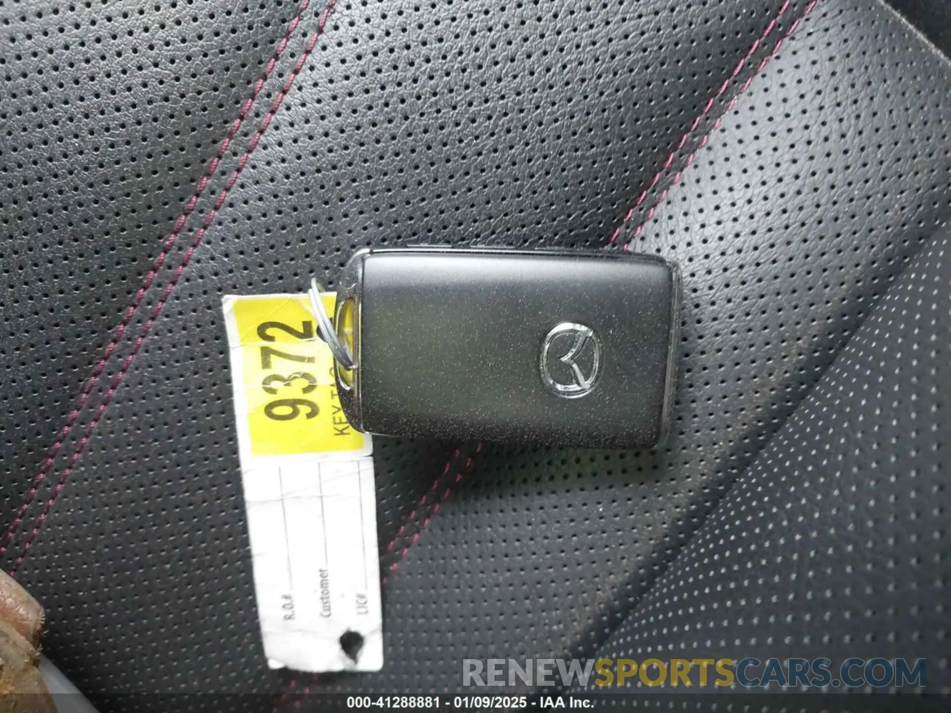 11 Фотография поврежденного автомобиля JM3KFBDY2R0399811 MAZDA CX-5 2024
