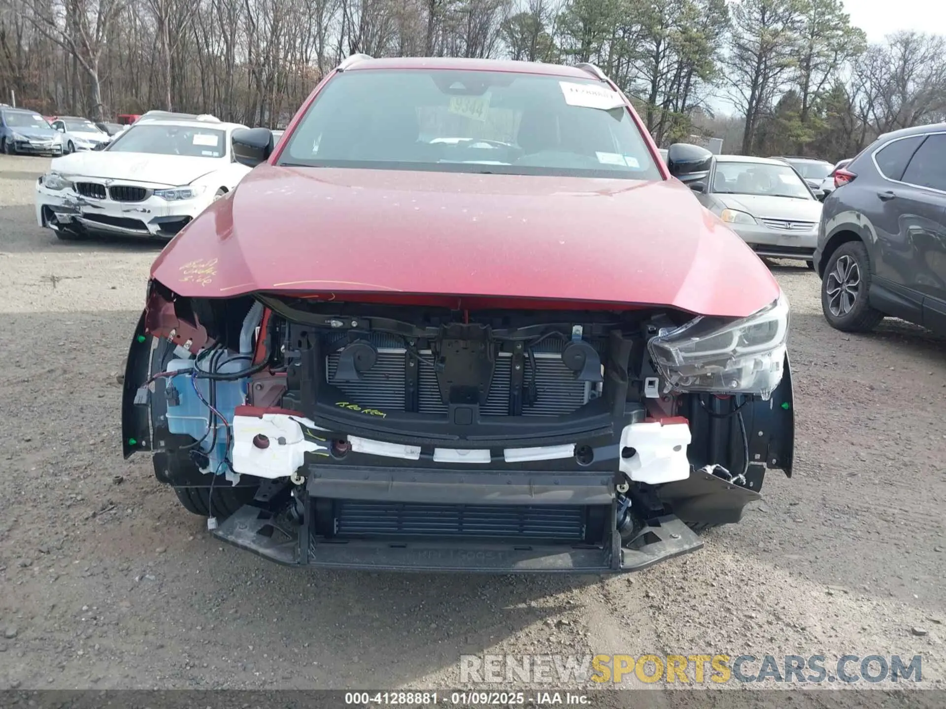 12 Фотография поврежденного автомобиля JM3KFBDY2R0399811 MAZDA CX-5 2024
