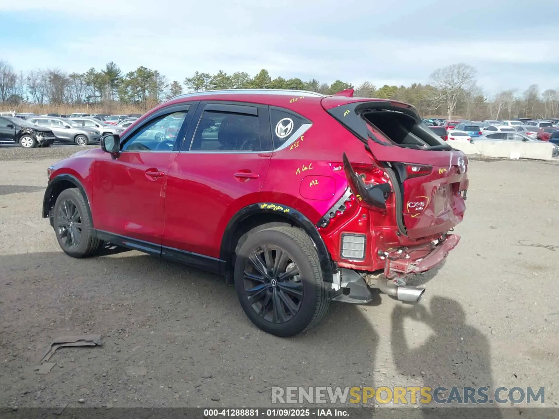 14 Фотография поврежденного автомобиля JM3KFBDY2R0399811 MAZDA CX-5 2024
