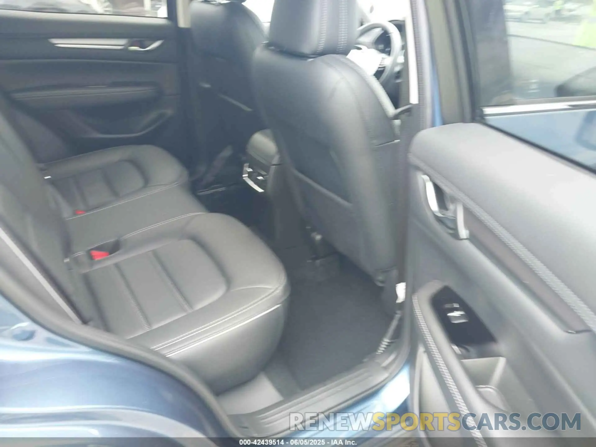 8 Photograph of a damaged car JM3KFBEL2R0484988 MAZDA CX-5 2024