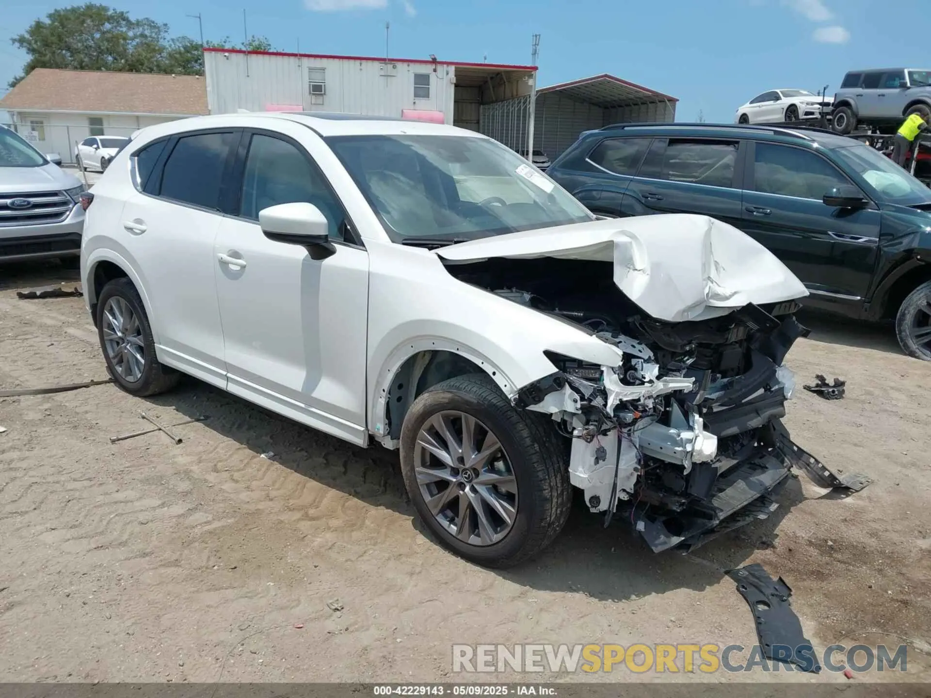 1 Photograph of a damaged car JM3KFBEL4R0419124 MAZDA CX-5 2024