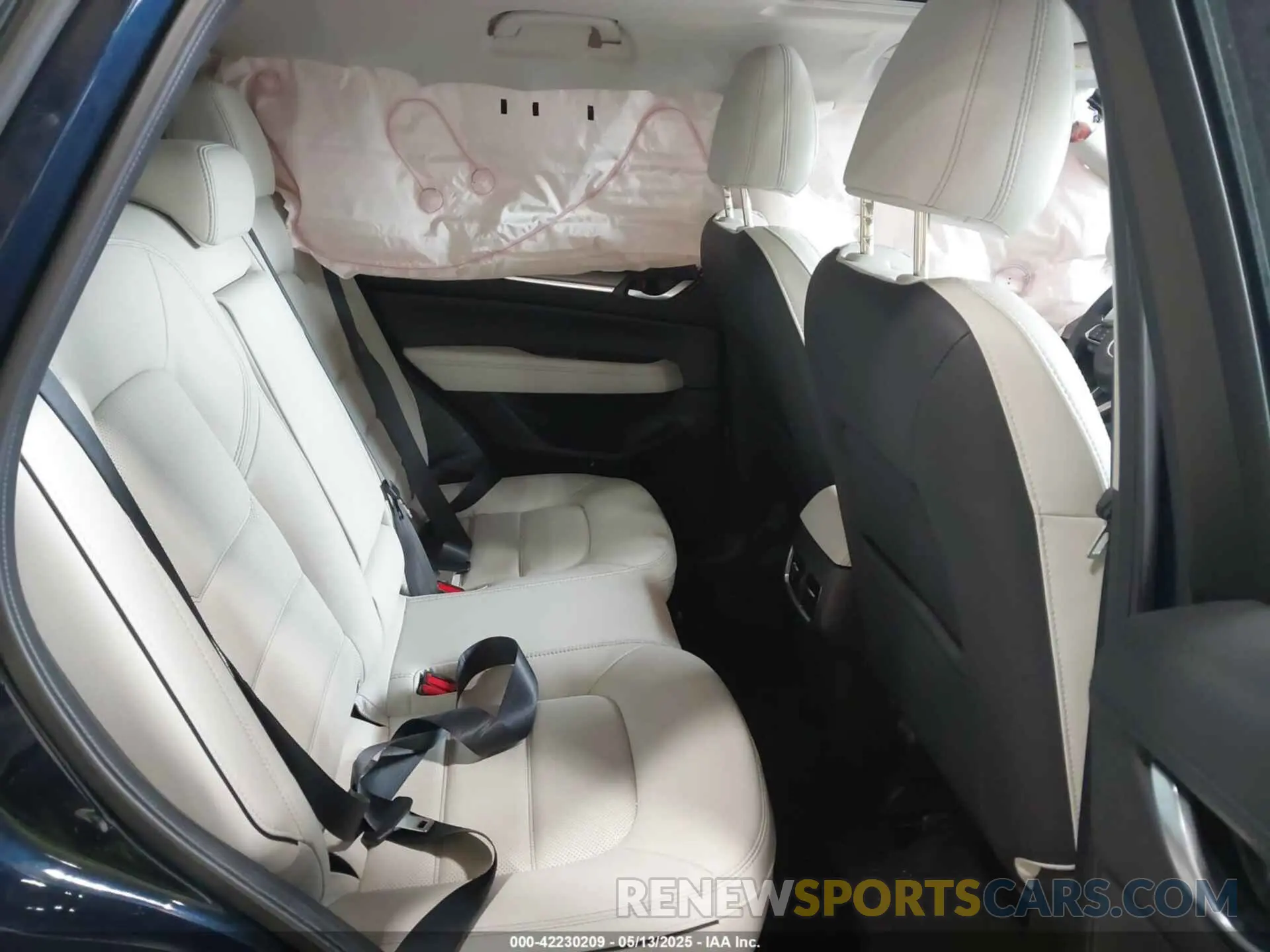 8 Photograph of a damaged car JM3KFBEL6R0491099 MAZDA CX-5 2024
