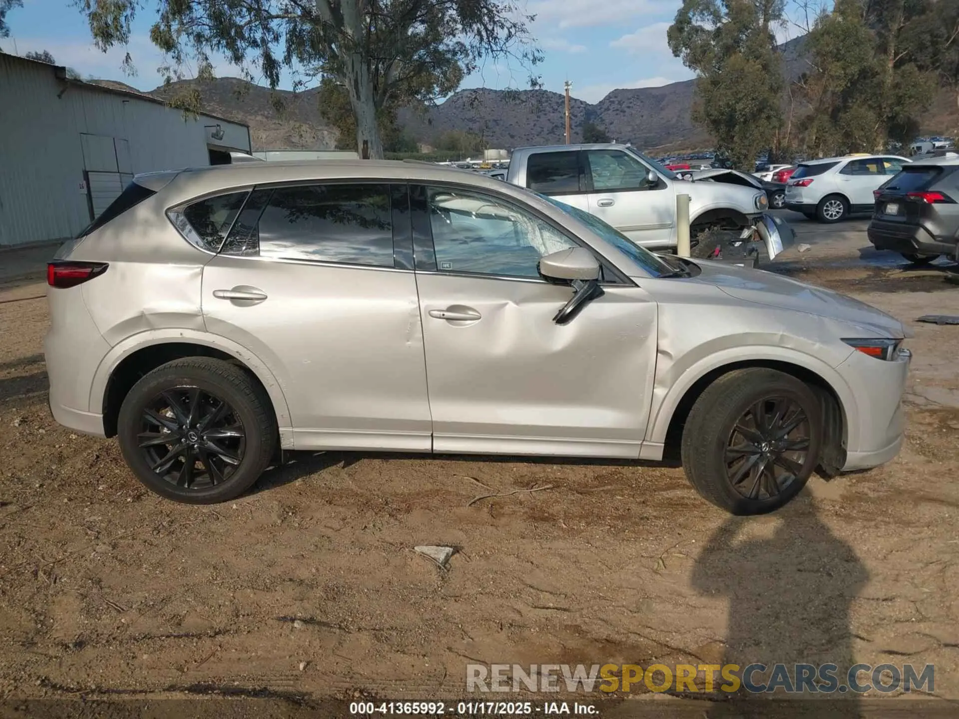 13 Photograph of a damaged car JM3KFBEL7R0497137 MAZDA CX-5 2024
