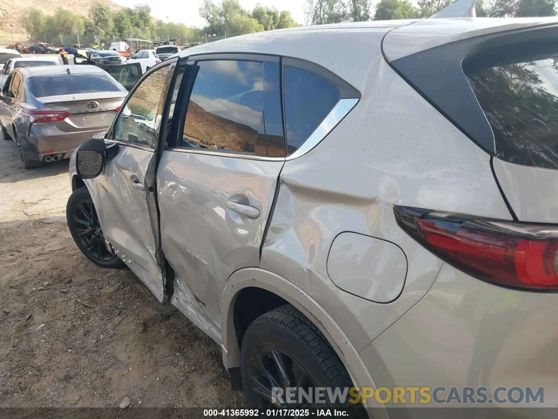 19 Photograph of a damaged car JM3KFBEL7R0497137 MAZDA CX-5 2024