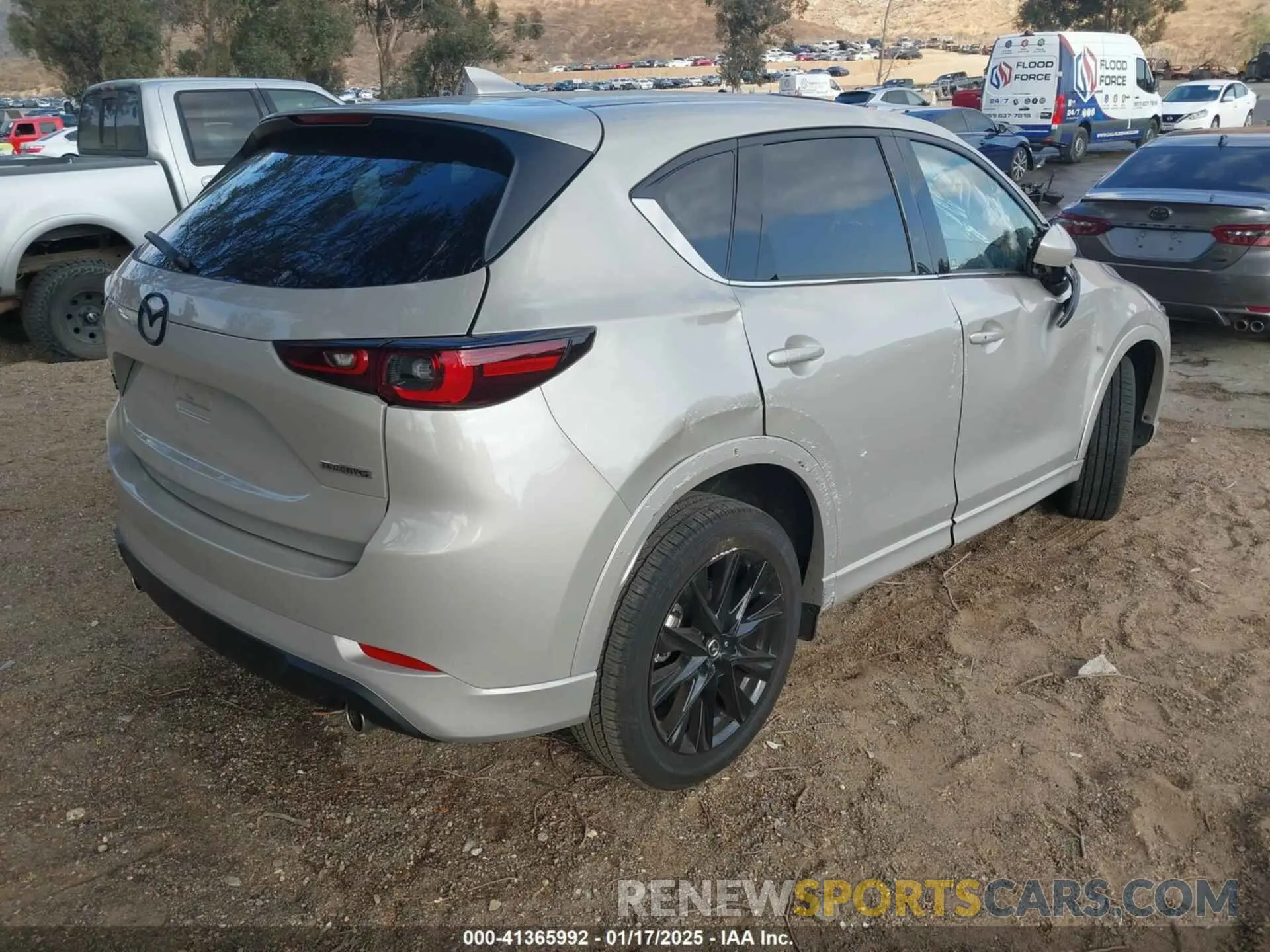 4 Photograph of a damaged car JM3KFBEL7R0497137 MAZDA CX-5 2024