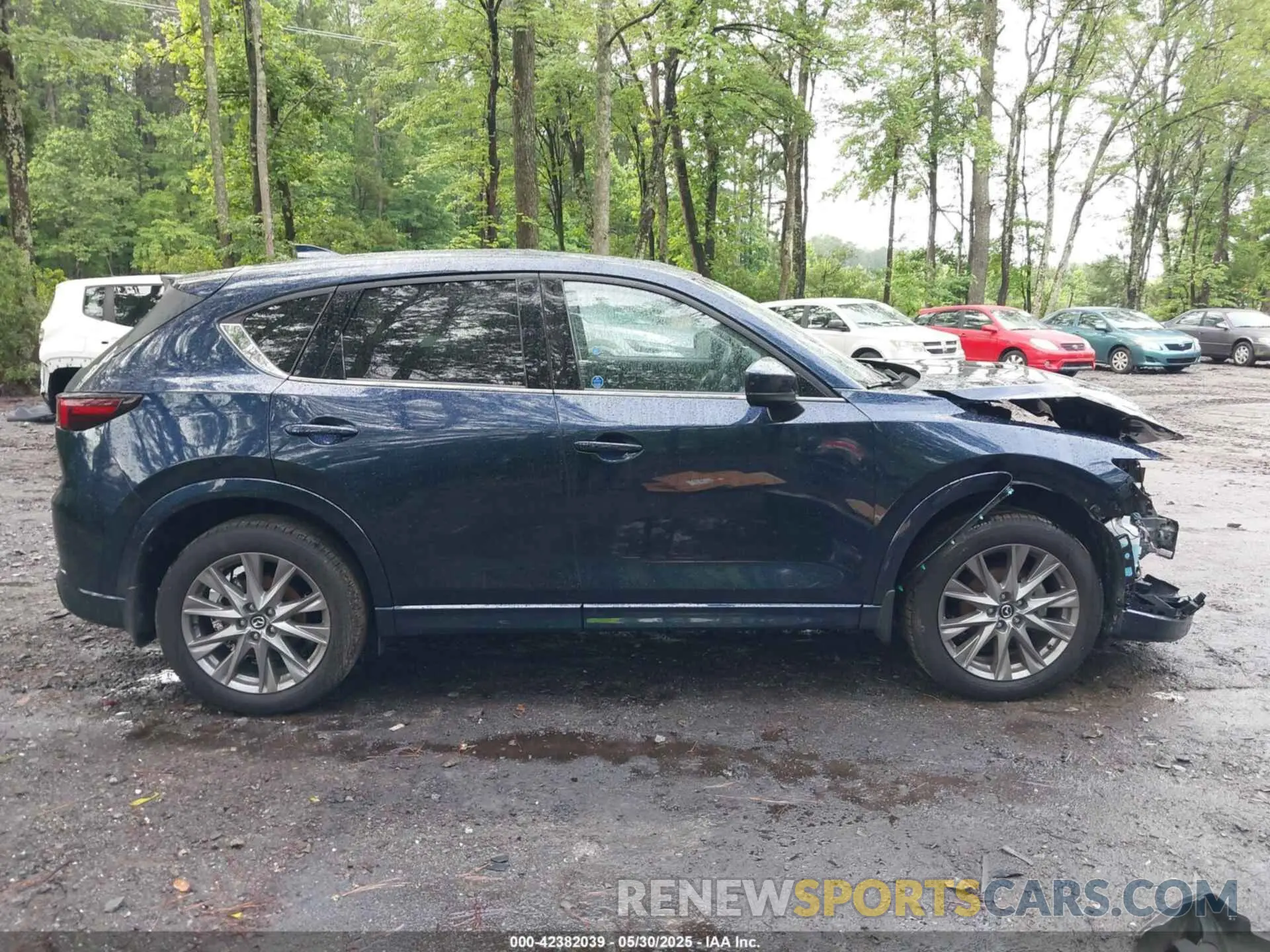 14 Photograph of a damaged car JM3KFBELXR0418687 MAZDA CX-5 2024
