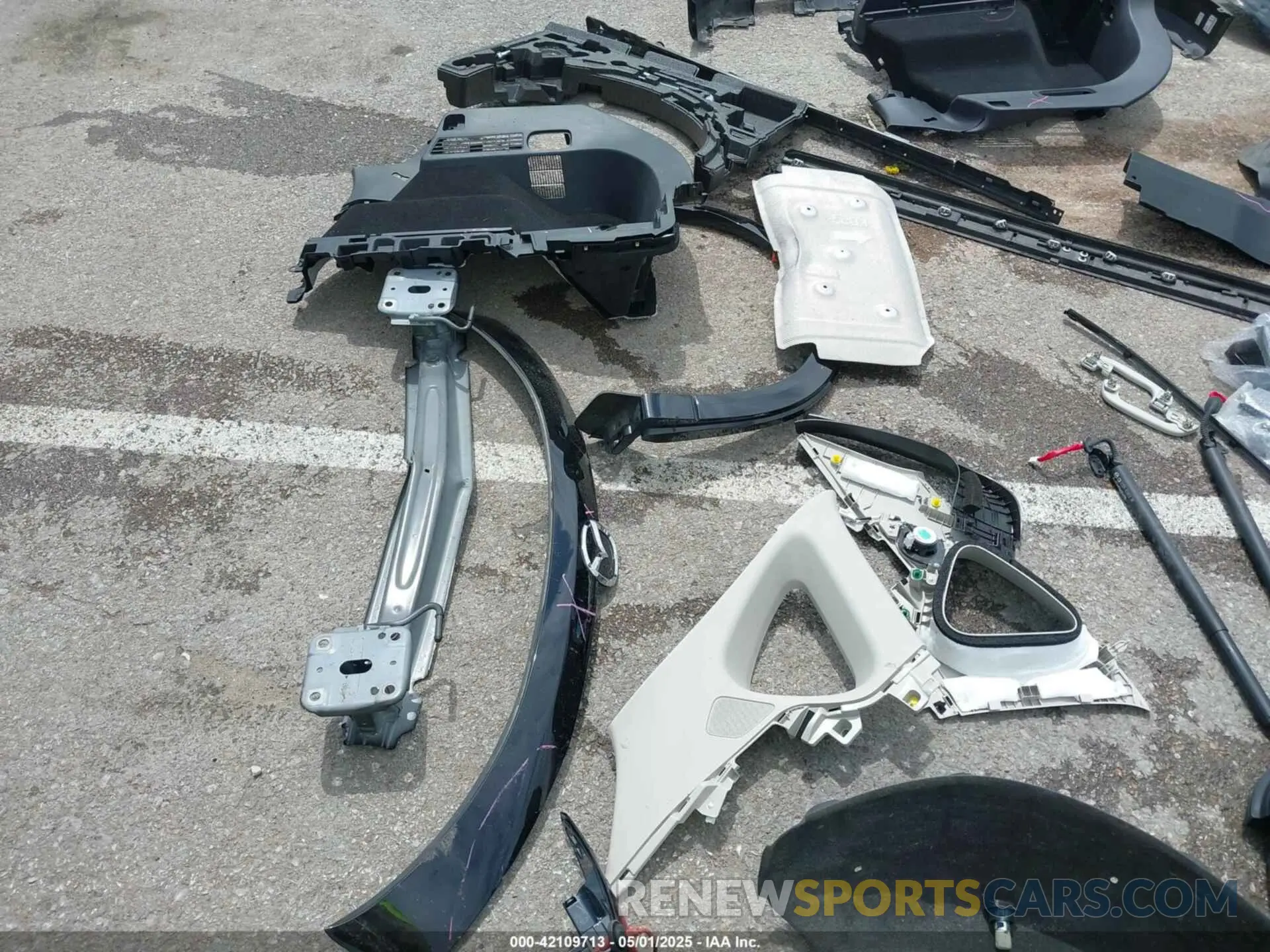19 Photograph of a damaged car JM3KFBEM3R0374430 MAZDA CX-5 2024