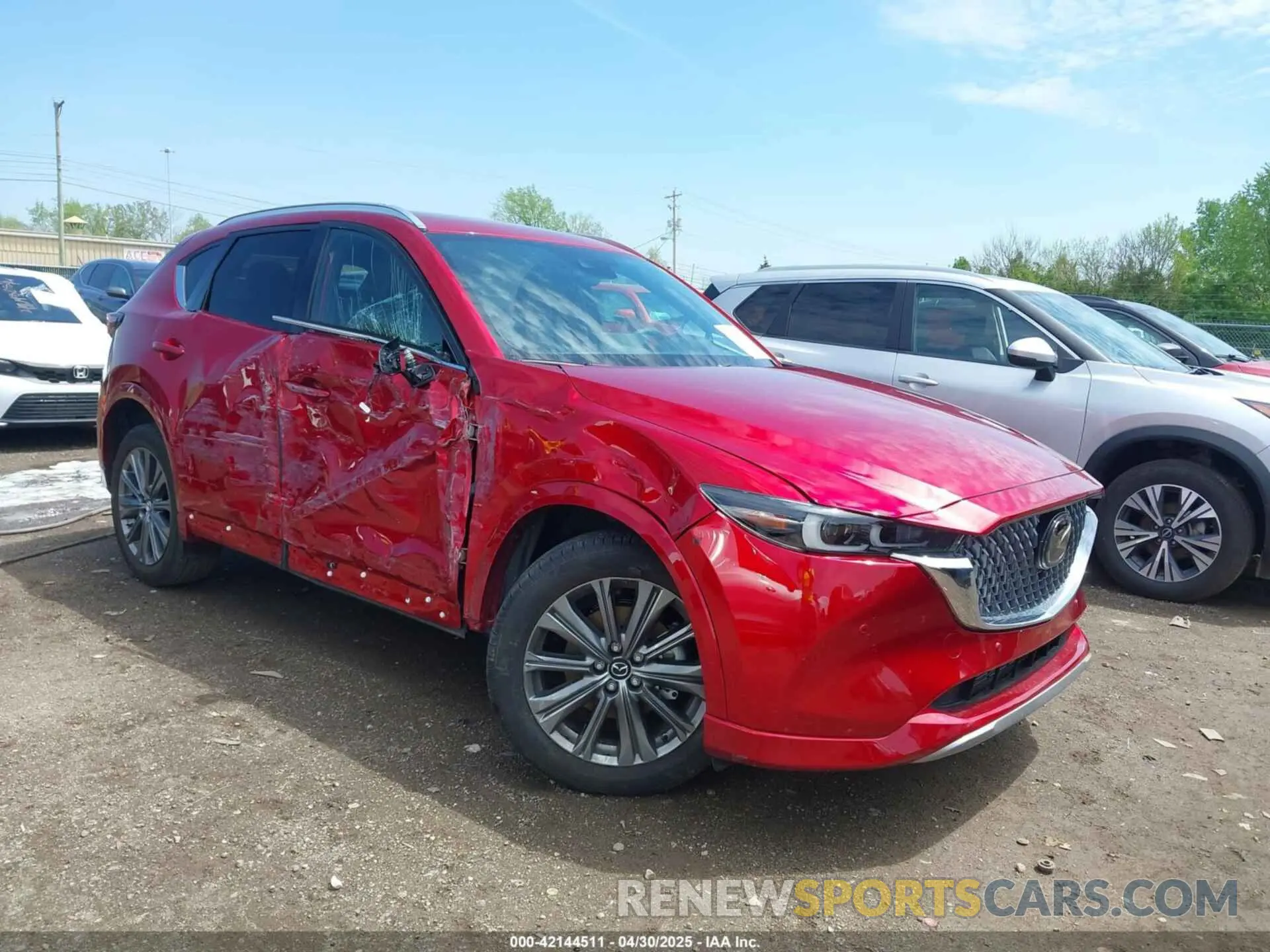 1 Фотография поврежденного автомобиля JM3KFBXY1R0536023 MAZDA CX-5 2024