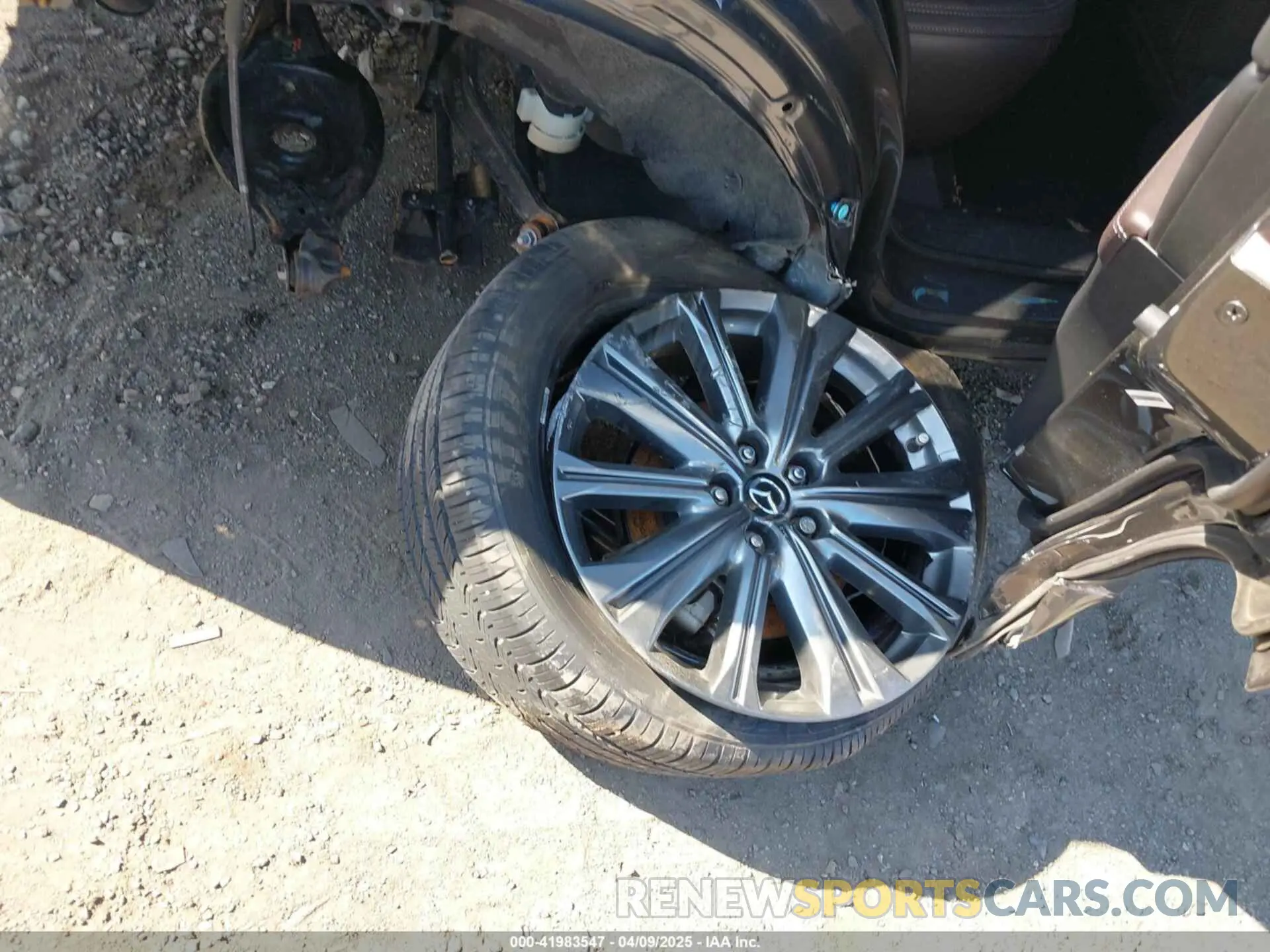 11 Фотография поврежденного автомобиля JM3KFBXY4R0357622 MAZDA CX-5 2024
