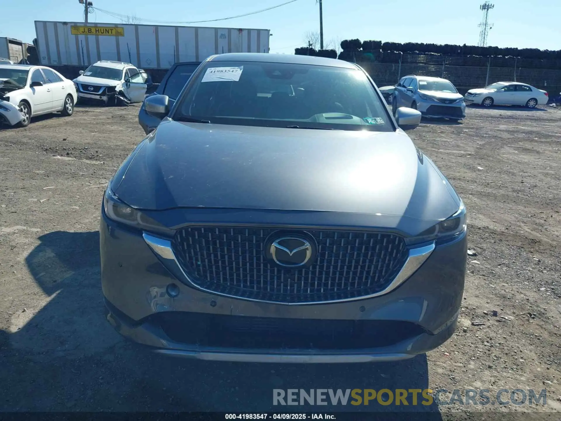 12 Фотография поврежденного автомобиля JM3KFBXY4R0357622 MAZDA CX-5 2024