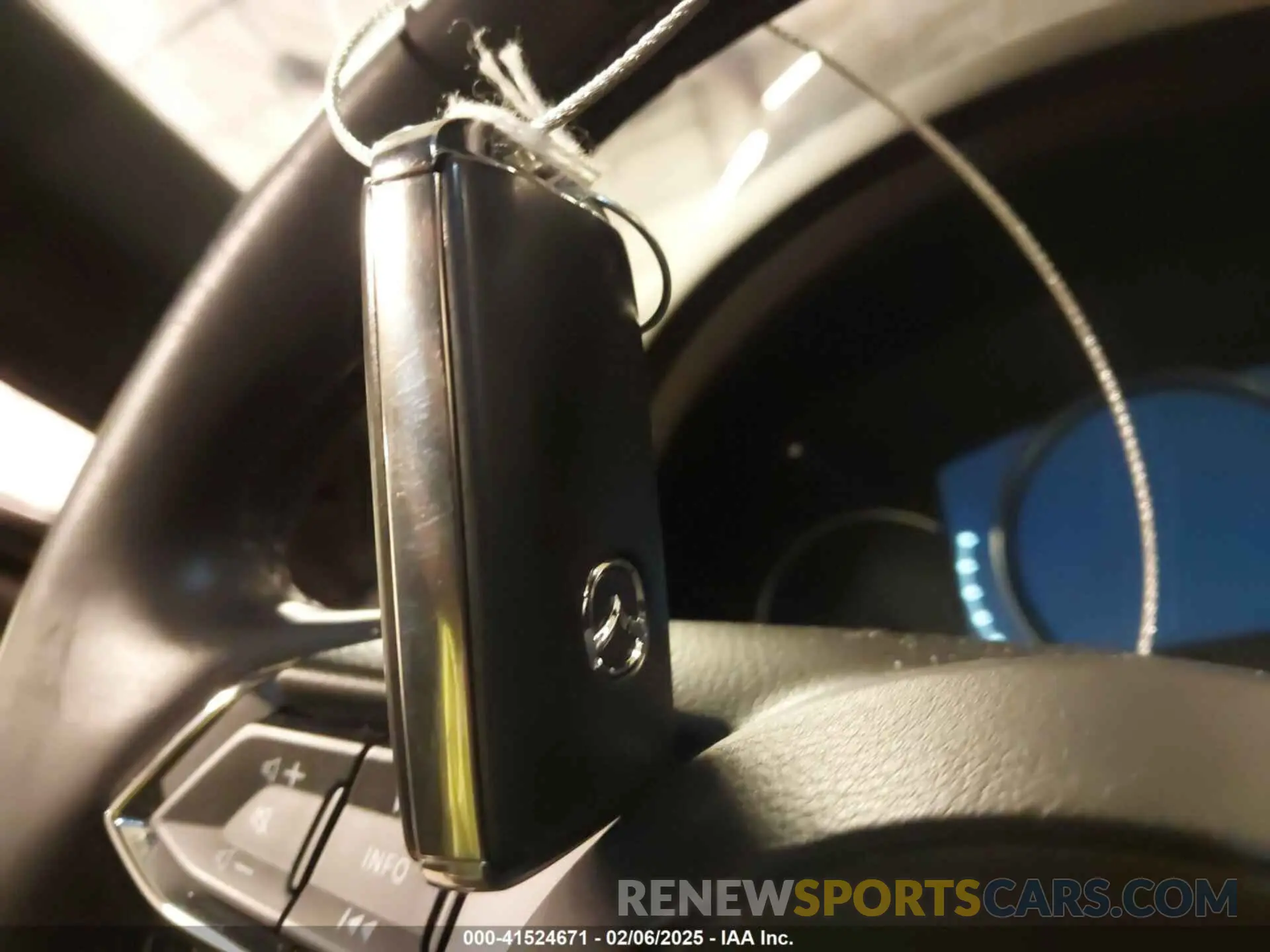 11 Фотография поврежденного автомобиля JM3KFBXY8R0372916 MAZDA CX-5 2024