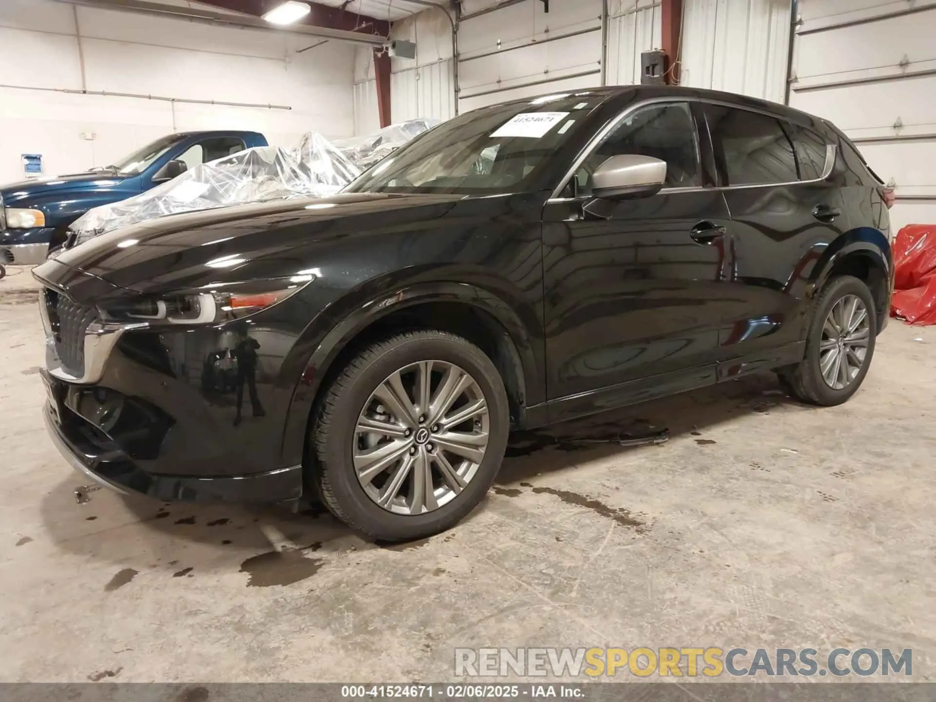 2 Фотография поврежденного автомобиля JM3KFBXY8R0372916 MAZDA CX-5 2024