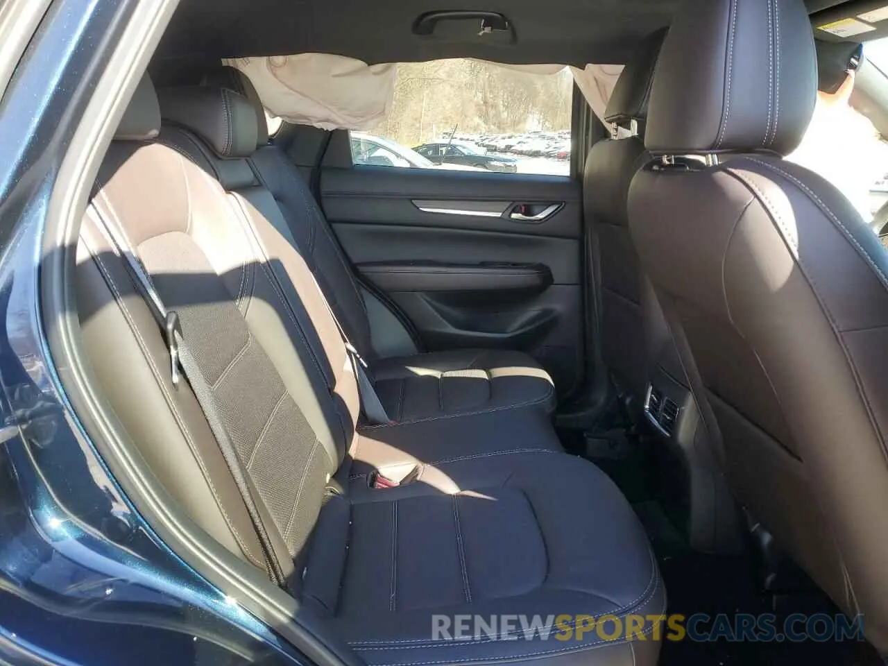 11 Фотография поврежденного автомобиля JM3KFBXYXR0523030 MAZDA CX-5 2024