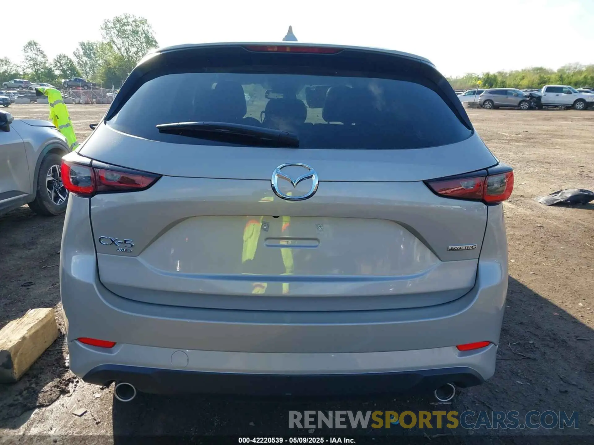 16 Фотография поврежденного автомобиля JM3KFBCL0S0618289 MAZDA CX-5 2025