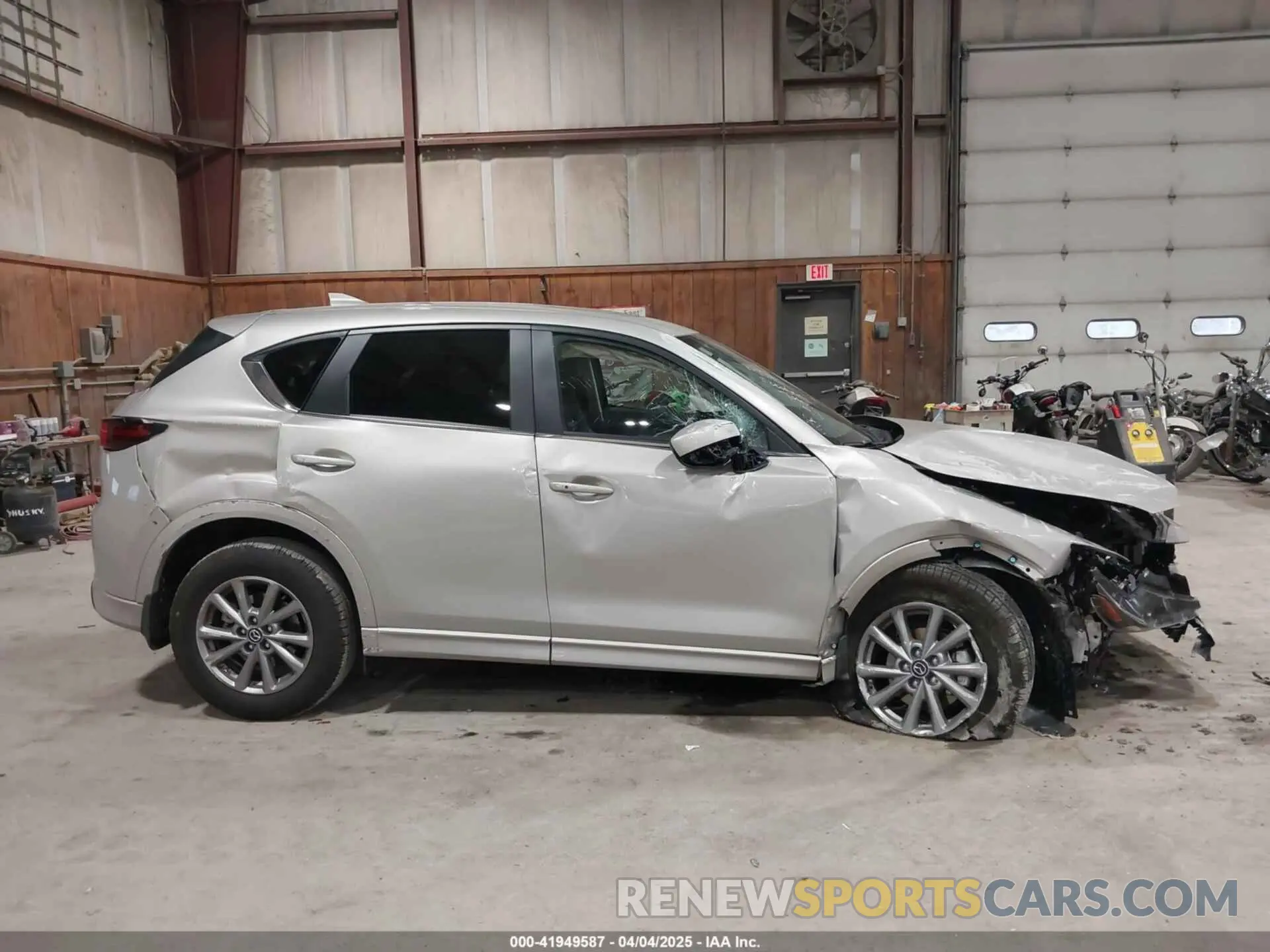 14 Photograph of a damaged car JM3KFBCL1S0591734 MAZDA CX-5 2025