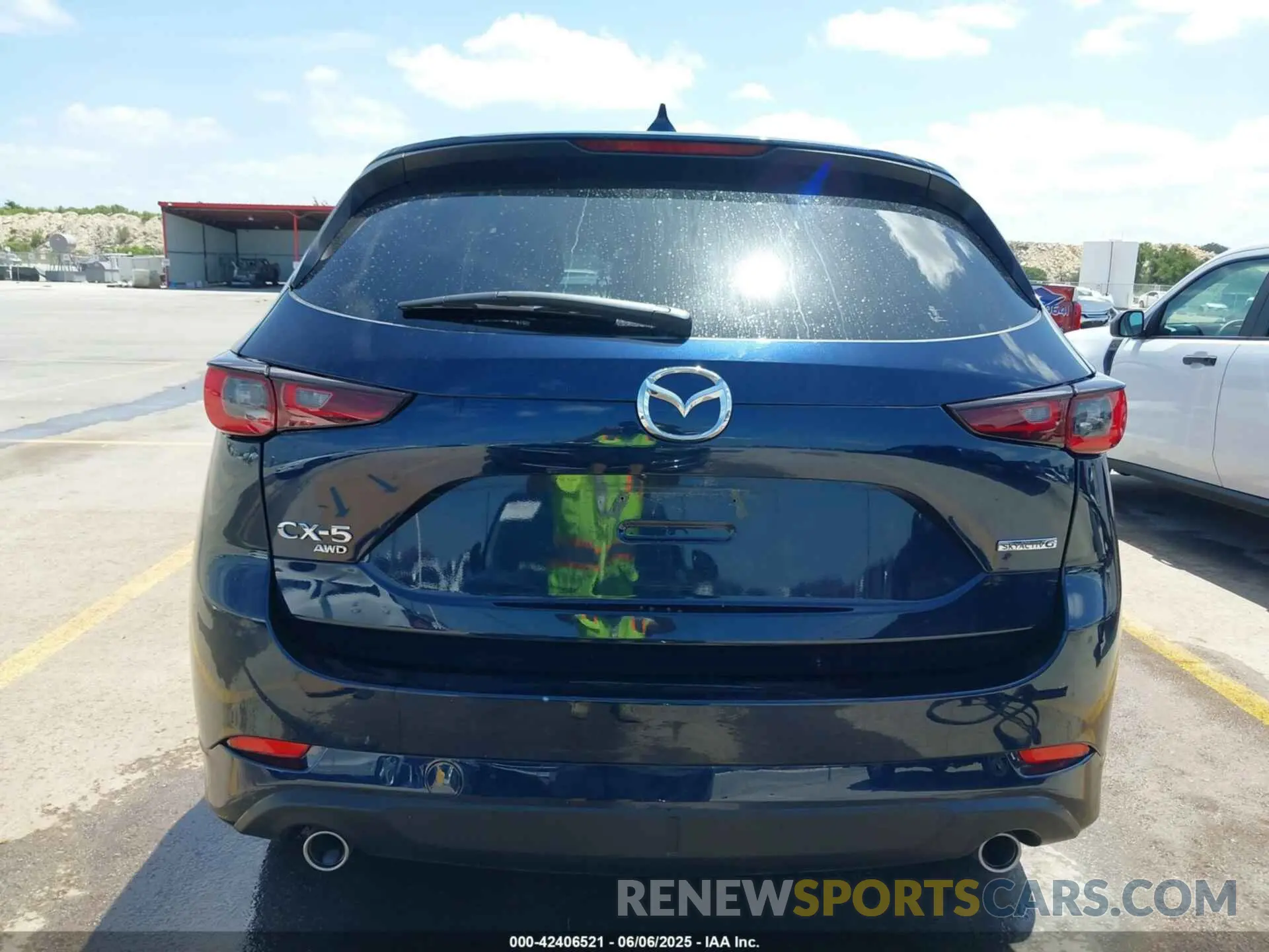 16 Photograph of a damaged car JM3KFBCL2S0592262 MAZDA CX-5 2025