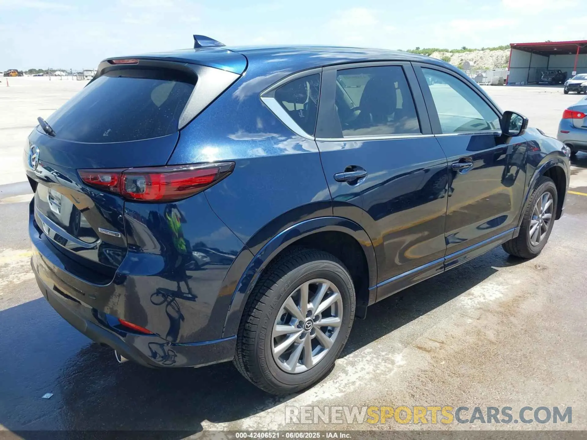4 Photograph of a damaged car JM3KFBCL2S0592262 MAZDA CX-5 2025