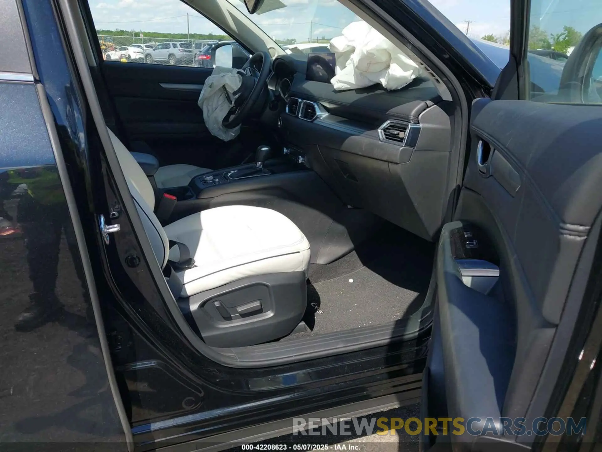 5 Photograph of a damaged car JM3KFBCL6S0573729 MAZDA CX-5 2025