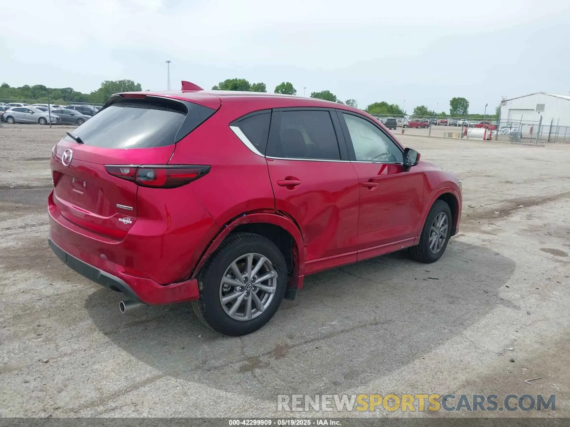 4 Photograph of a damaged car JM3KFBCL7S0599742 MAZDA CX-5 2025