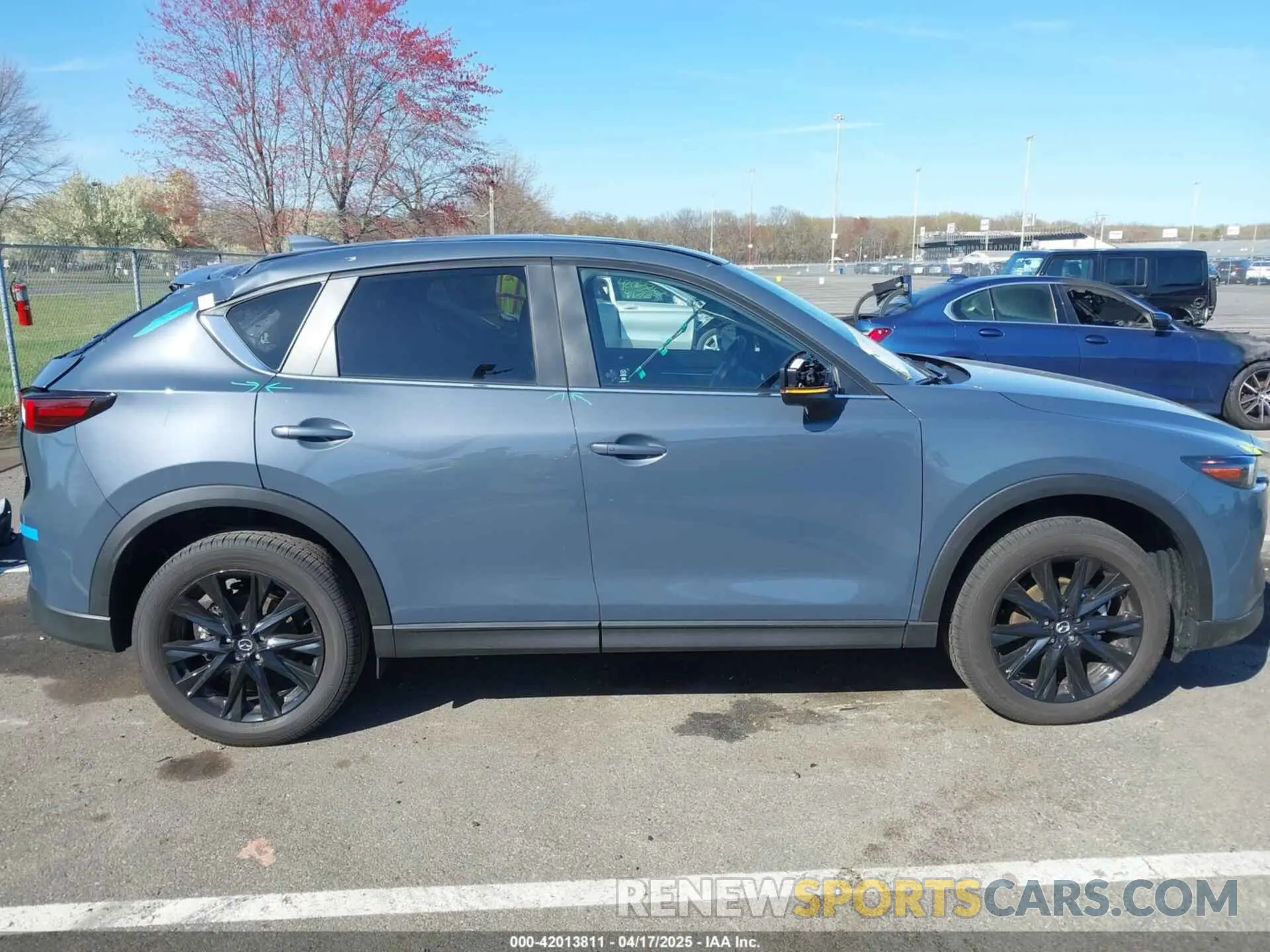13 Фотография поврежденного автомобиля JM3KFBCM9S0558117 MAZDA CX-5 2025