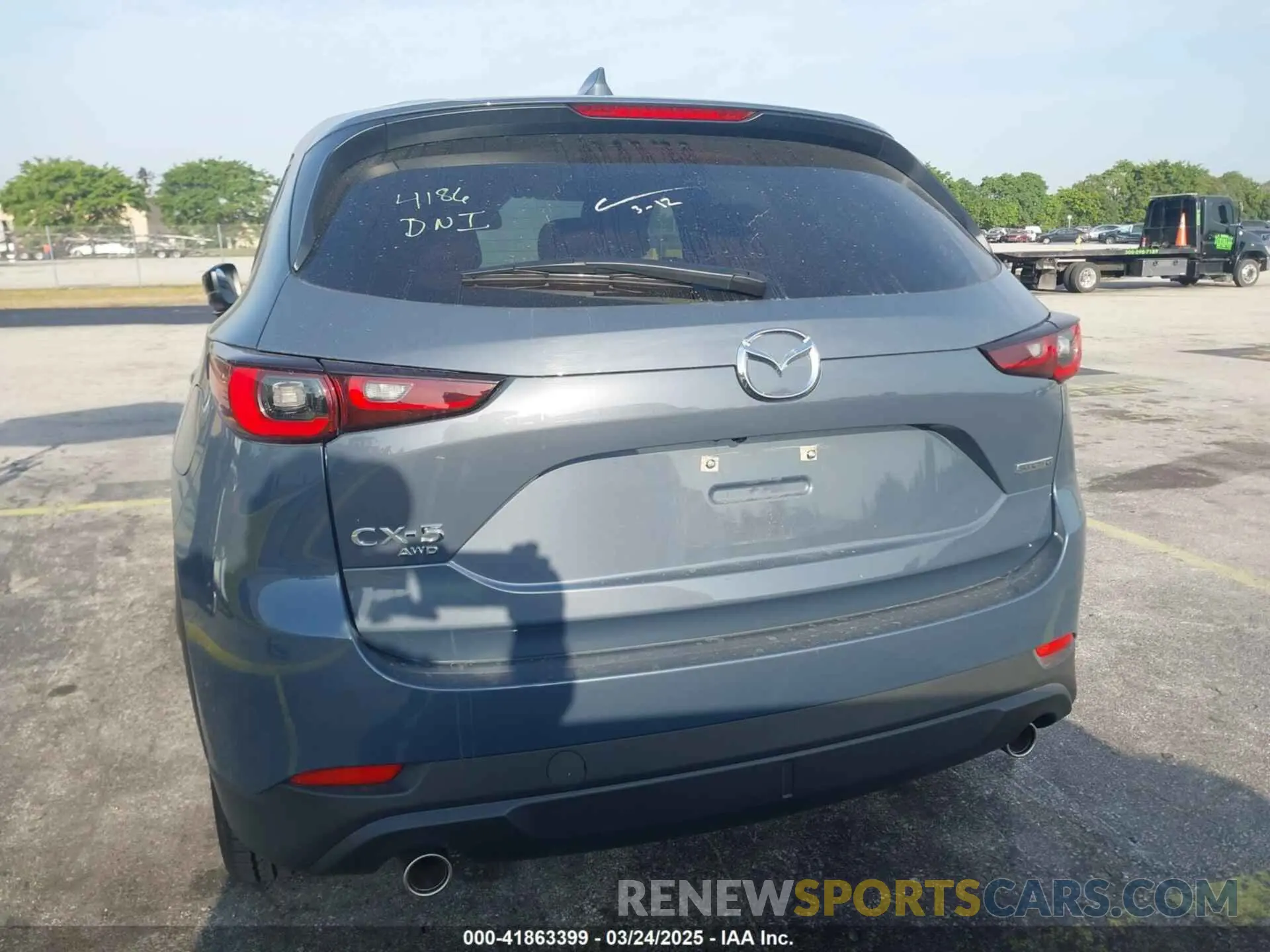 17 Photograph of a damaged car JM3KFBCMXS0556652 MAZDA CX-5 2025